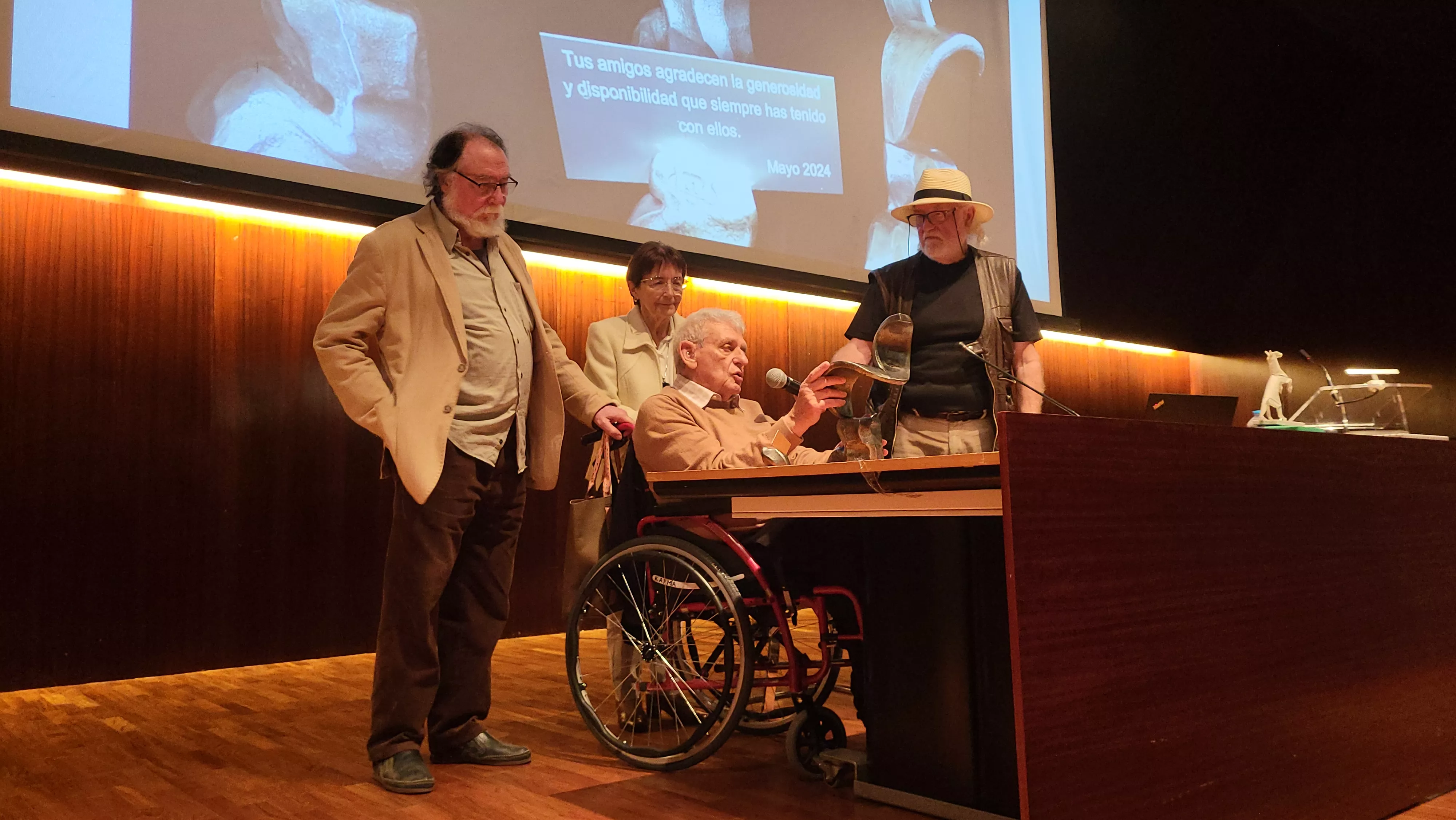 Homenaje a Ángel Gari con motivo de su 80 cumpleaños. Foto Mercedes Manterola