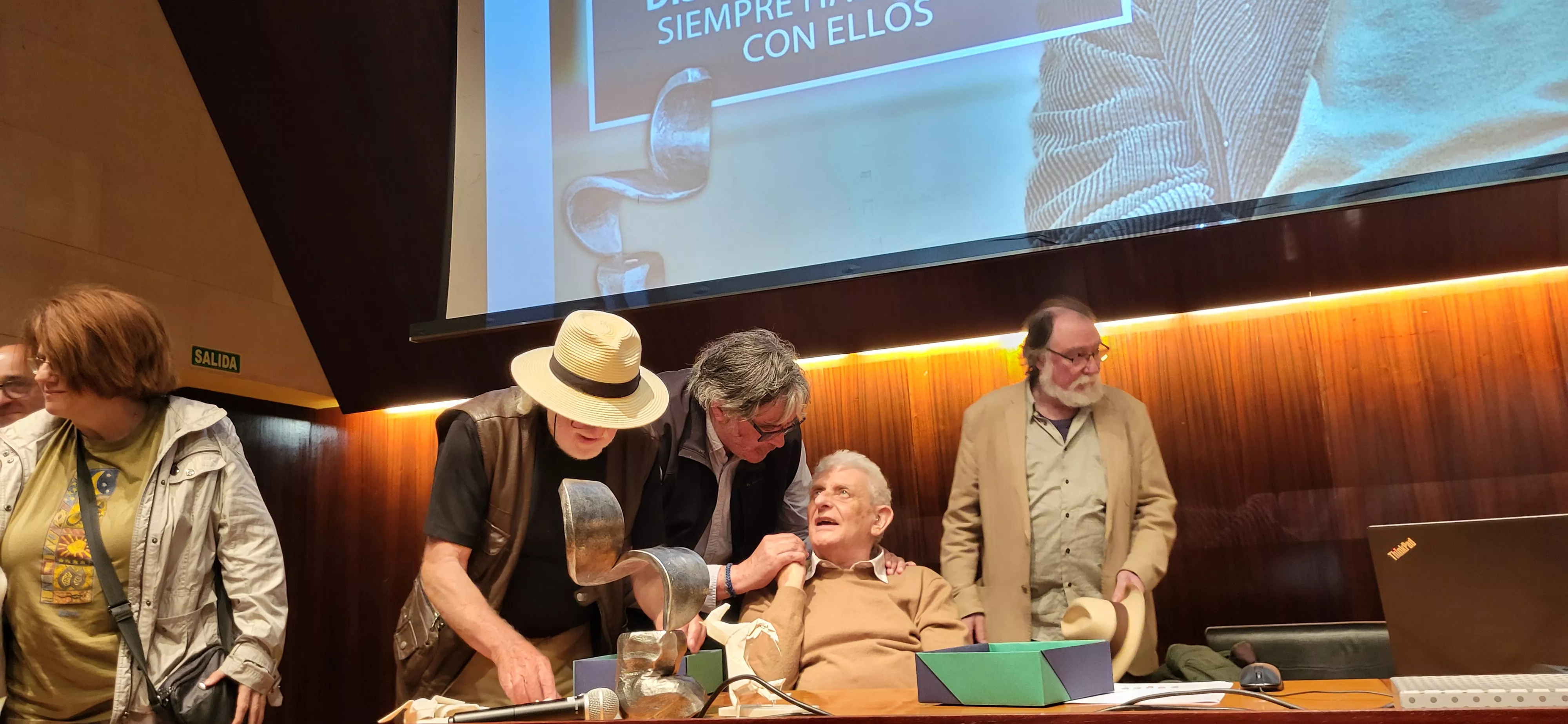 Homenaje a Ángel Gari con motivo de su 80 cumpleaños. Foto Mercedes Manterola