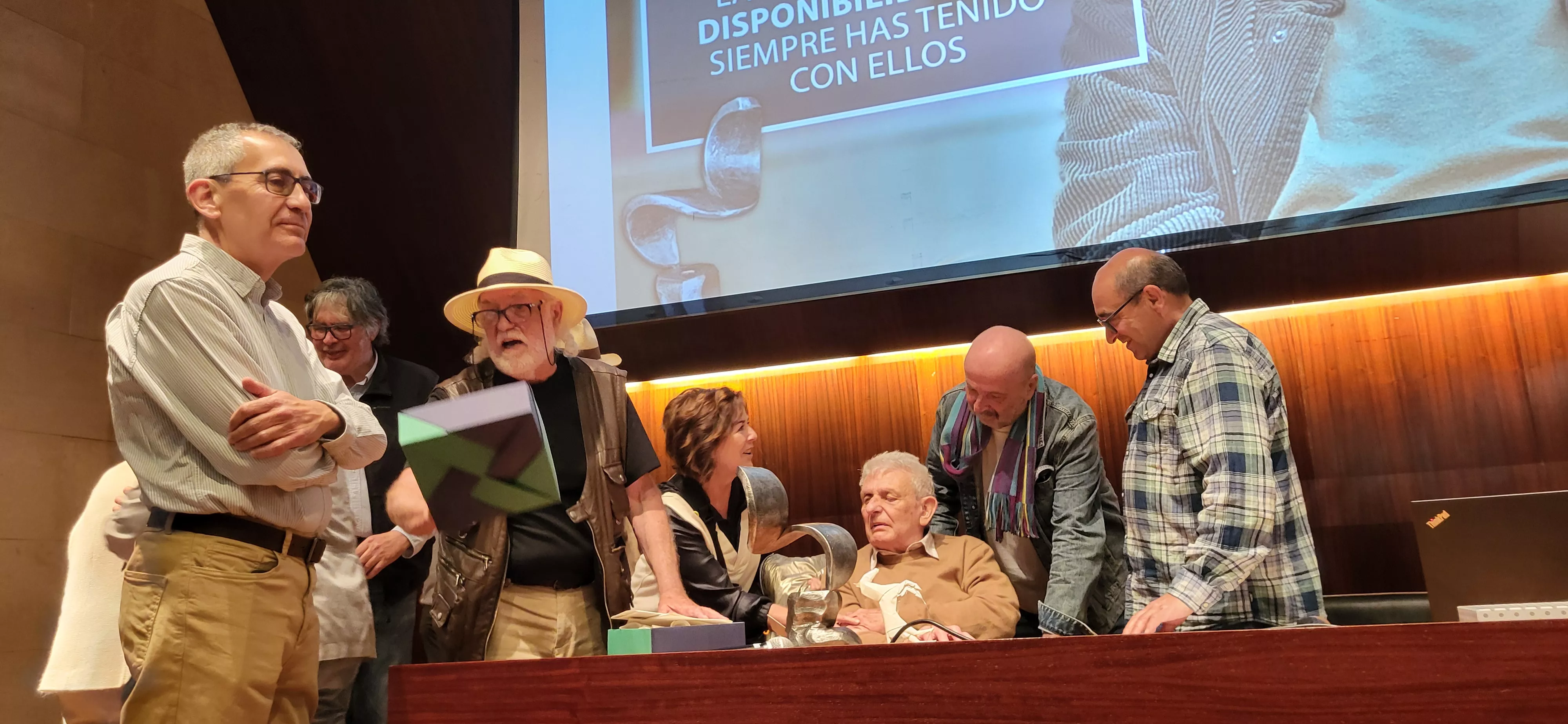 Homenaje a Ángel Gari con motivo de su 80 cumpleaños. Foto Mercedes Manterola