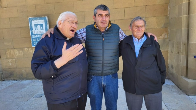 3e2412a6 79b2 4e18 afc9 f9c8245efec2 3e2412a6 79b2 4e18 afc9 f9c8245efec2