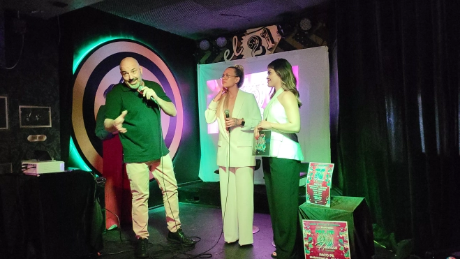 Paco Pil ha presentado su nuevo proyecto en Huesca con Brisa y Paco Pil ha presentado su nuevo proyecto en Huesca con Brisa y