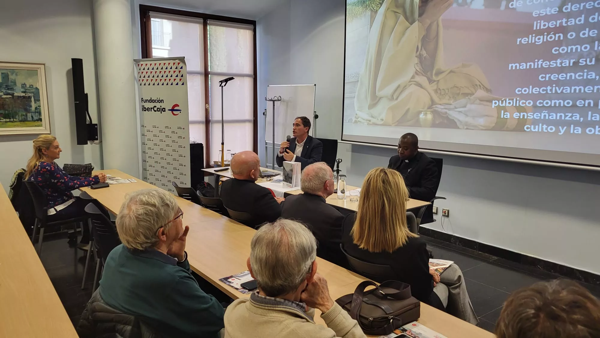 Presentación de Creer es un Derecho de Ayuda a la Iglesia Necesitada