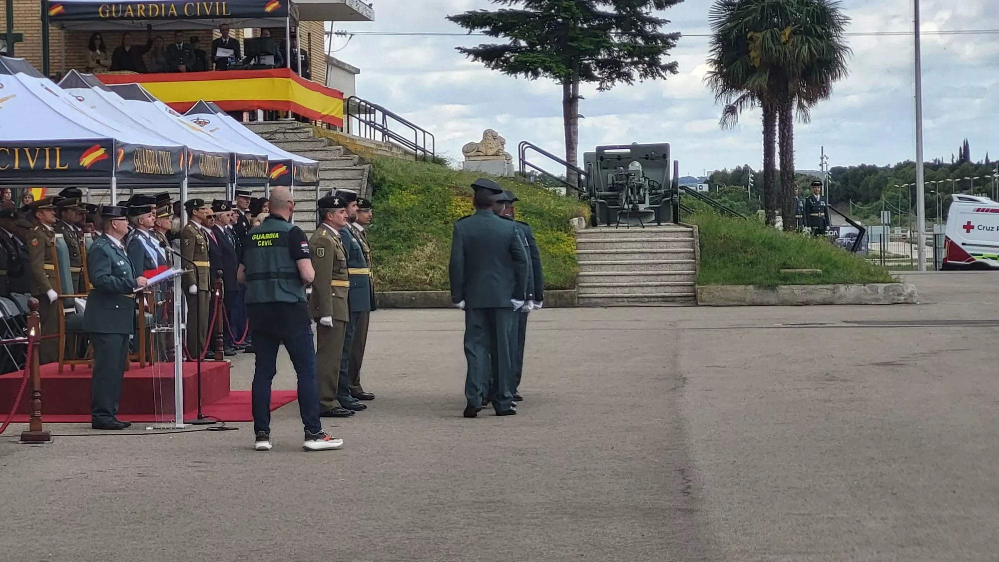 180 aniversario de la Guardia Civil en Huesca