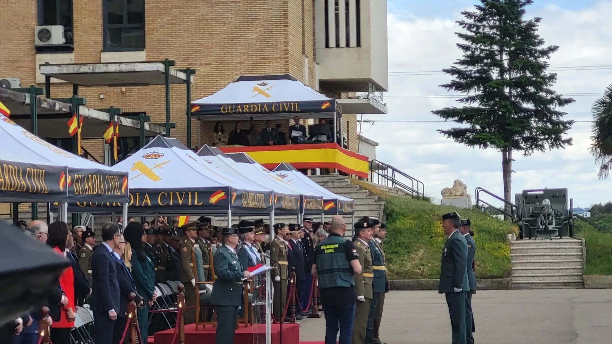 180 aniversario de la Guardia Civil en Huesca
