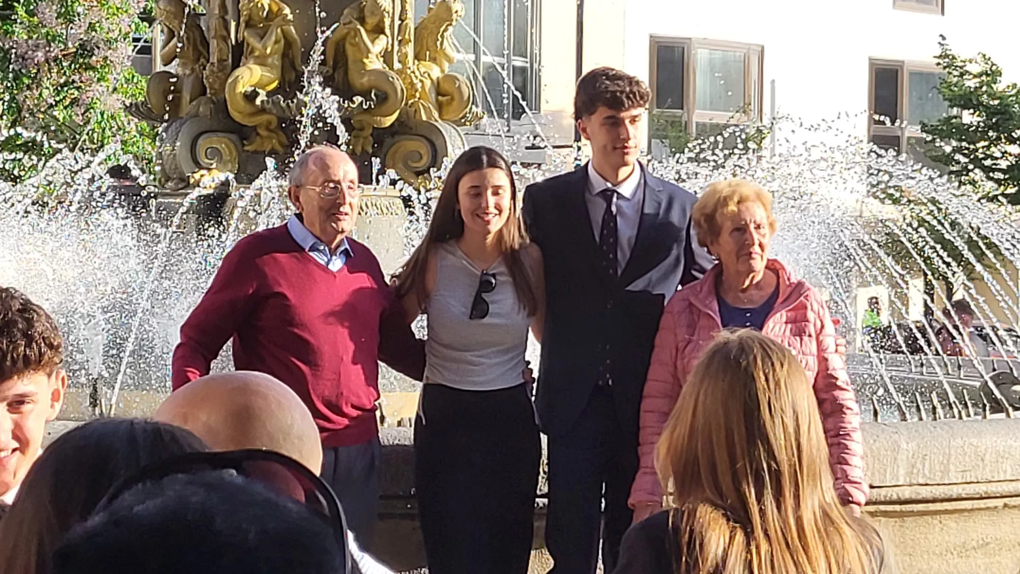 Fiesta de graduación de 200 estudiantes de tres institutos de Huesca