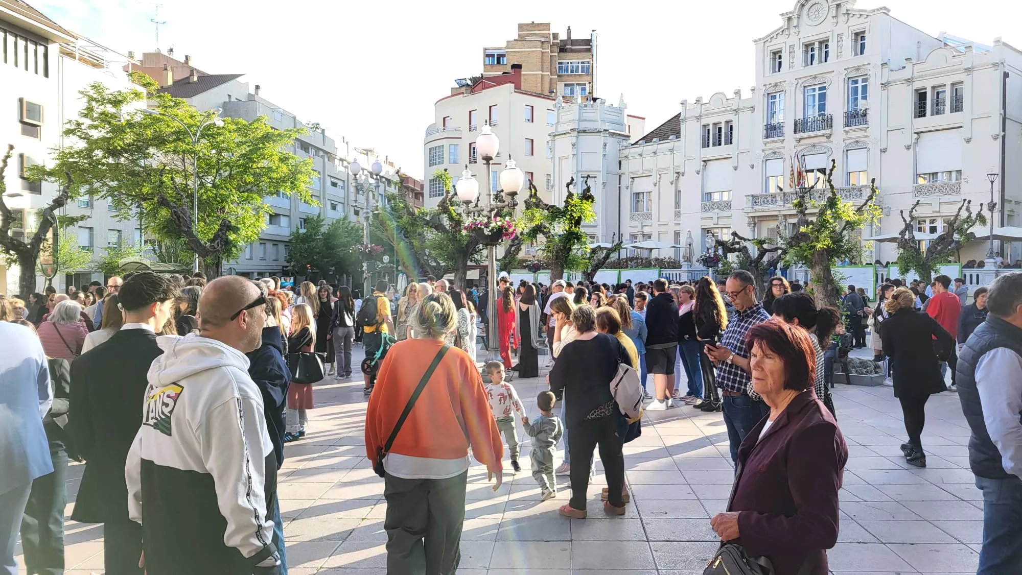 Fiesta de graduación de 200 estudiantes de tres institutos de Huesca