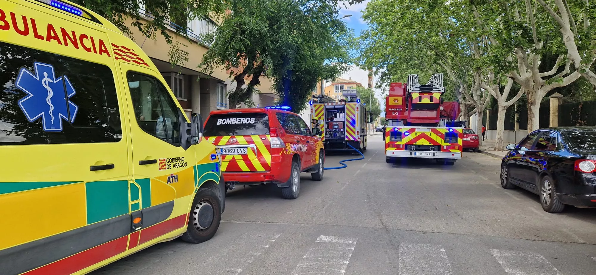 Incendio declarado en una vivienda del Paseo Ramón y Cajal. Foto Myriam Martínez