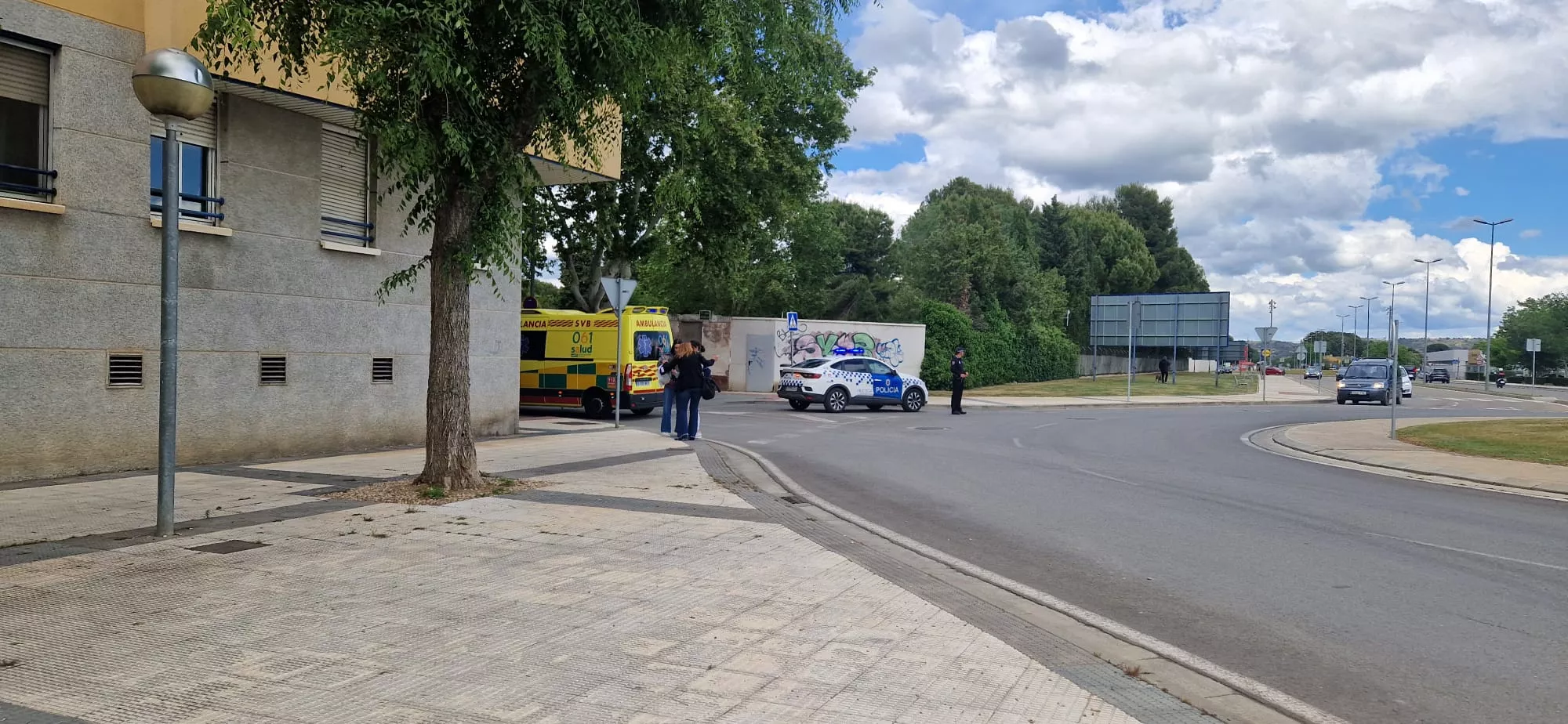 Incendio declarado en una vivienda del Paseo Ramón y Cajal. Foto Myriam Martínez