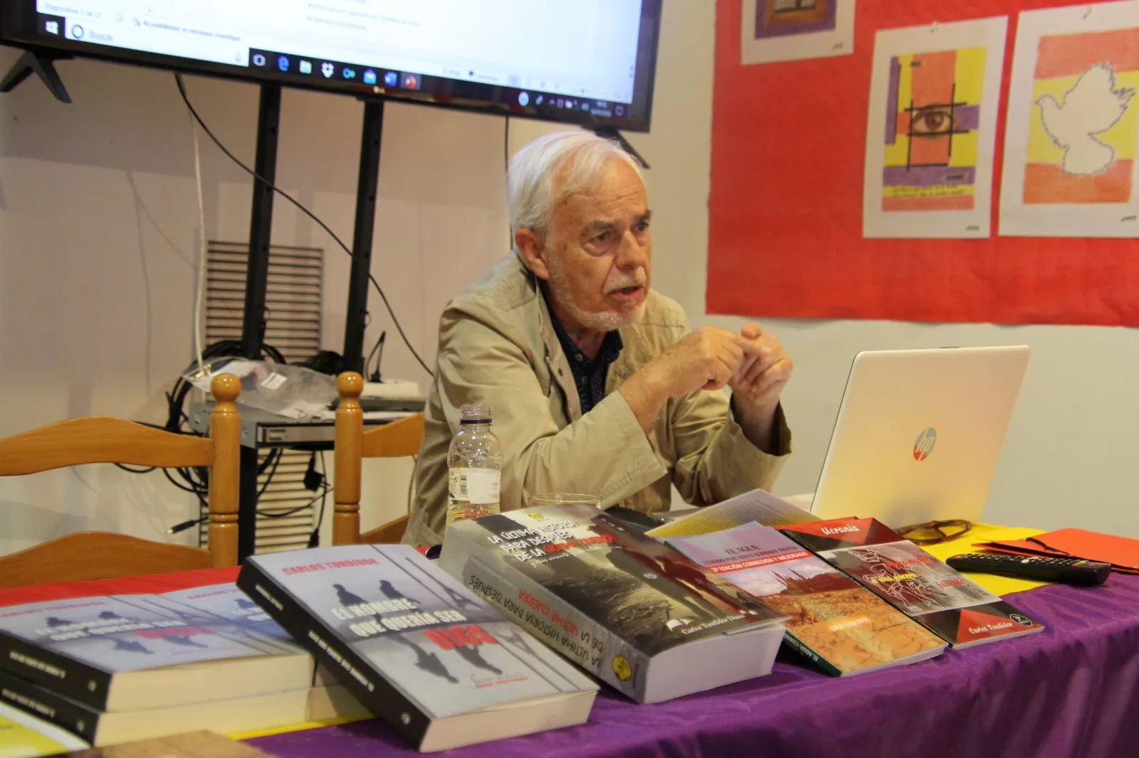 Carlos Tundidor, en el CRMAHU. Foto Carlos Neofato