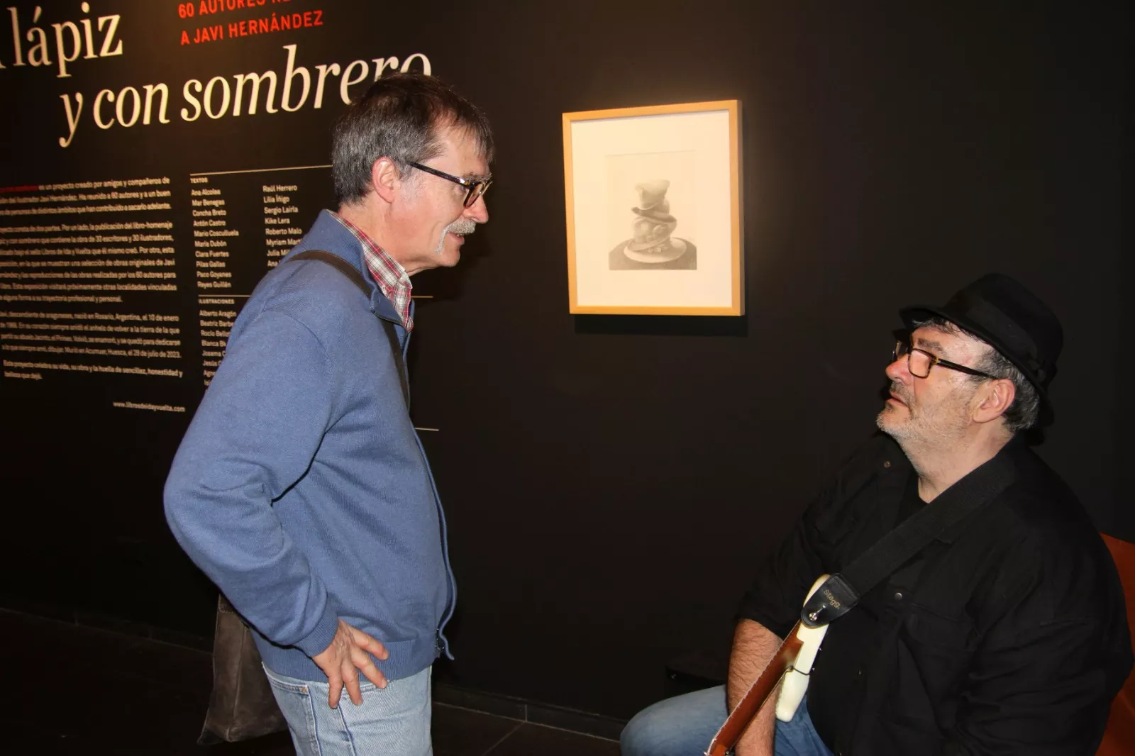  Inauguración de la exposición 'A lápiz y con sombrero' en homenaje a Javi Hernández en Huesca. Foto Carlos Neofato