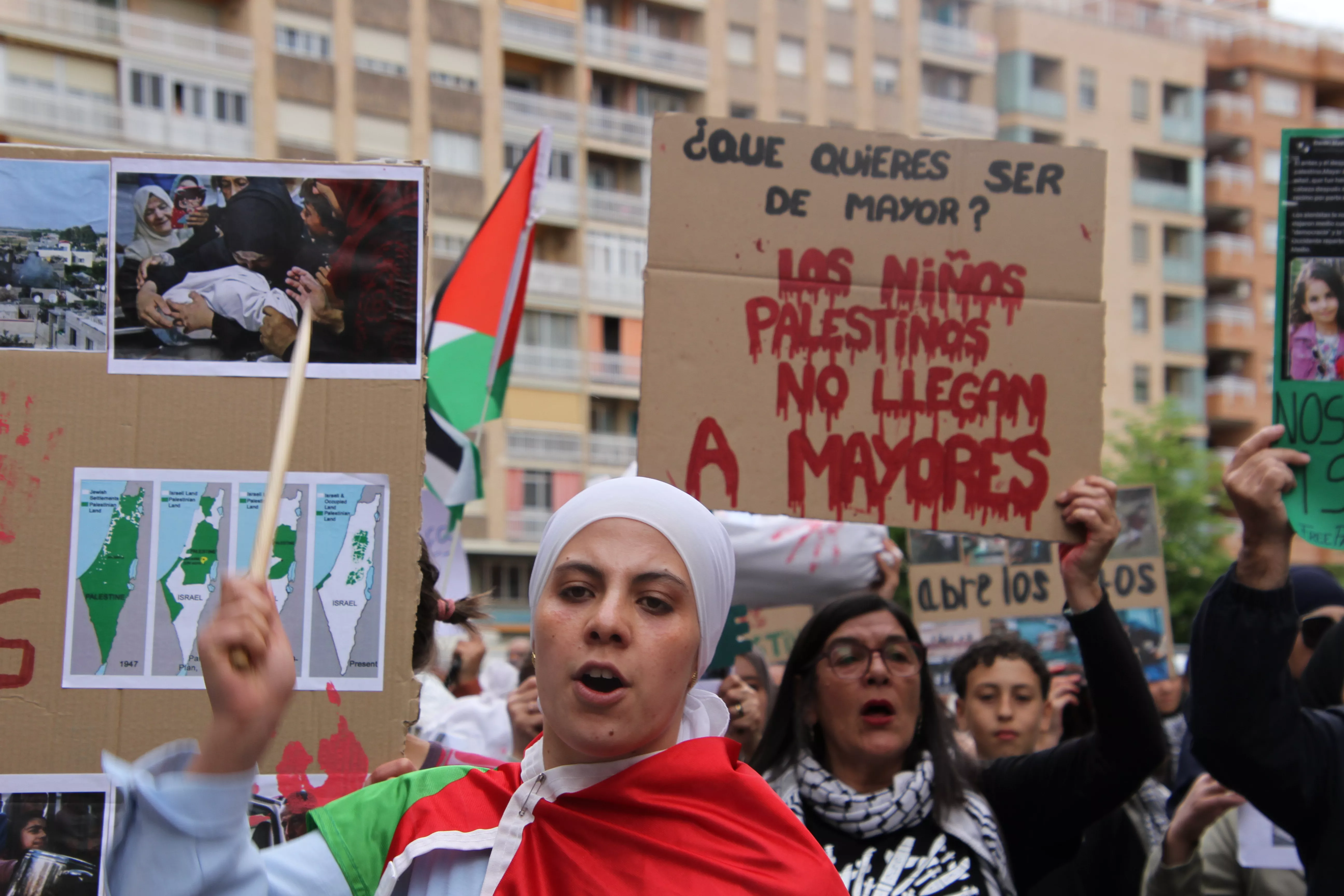Manifestación en Huesca de apoyo a Palestina. Foto Carlos Neofato