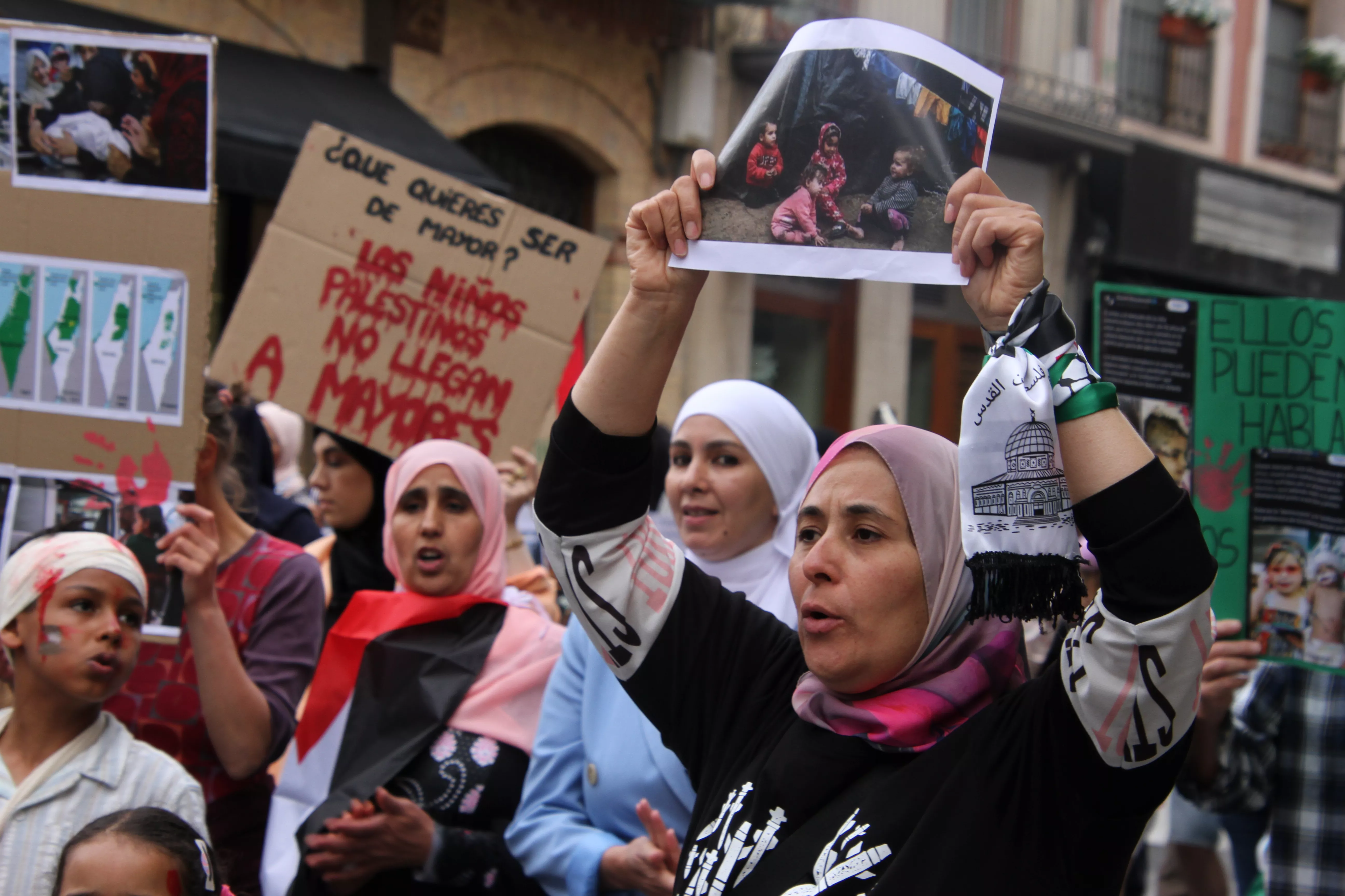 Manifestación en Huesca de apoyo a Palestina. Foto Carlos Neofato