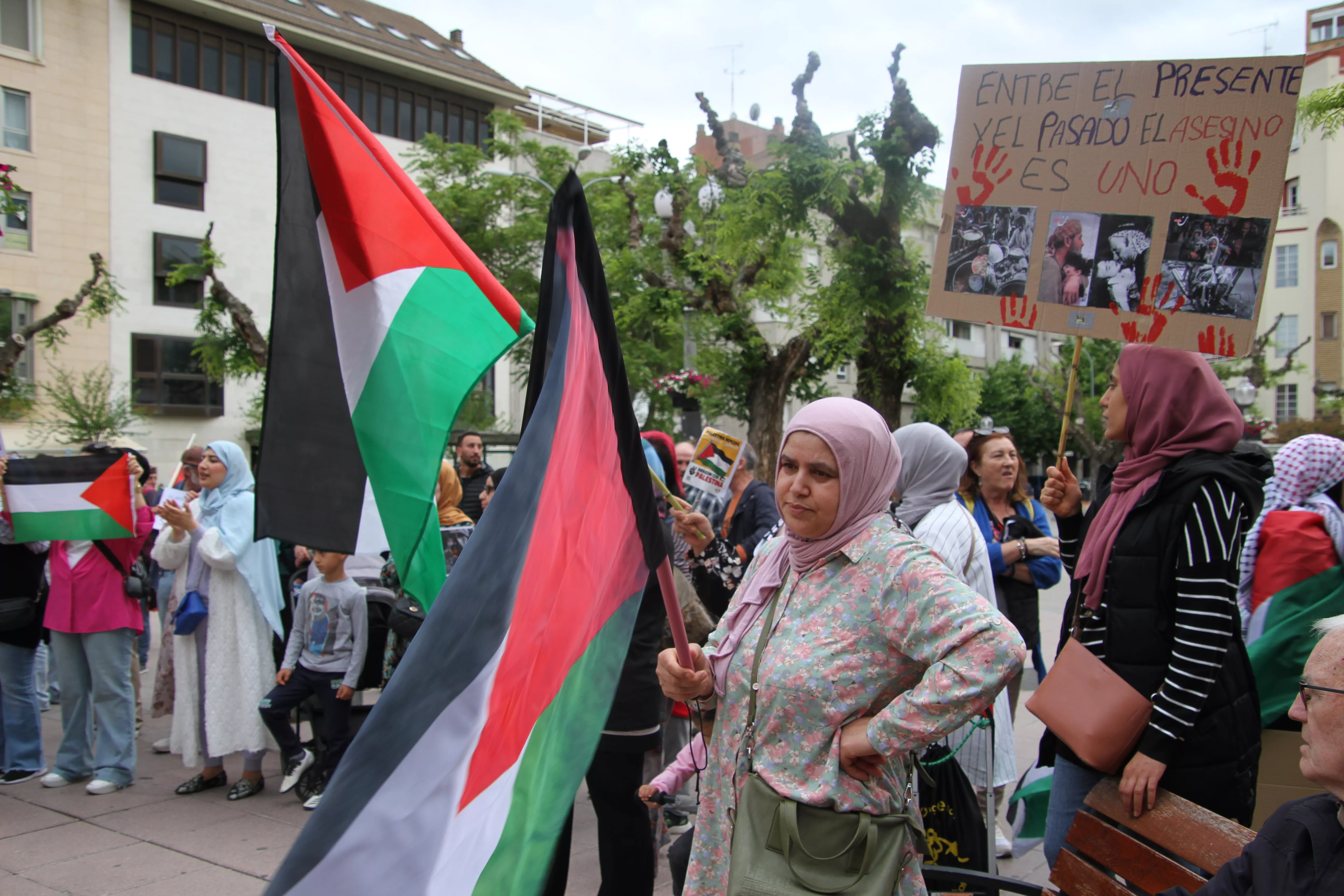 Manifestación en Huesca de apoyo a Palestina. Foto Carlos Neofato