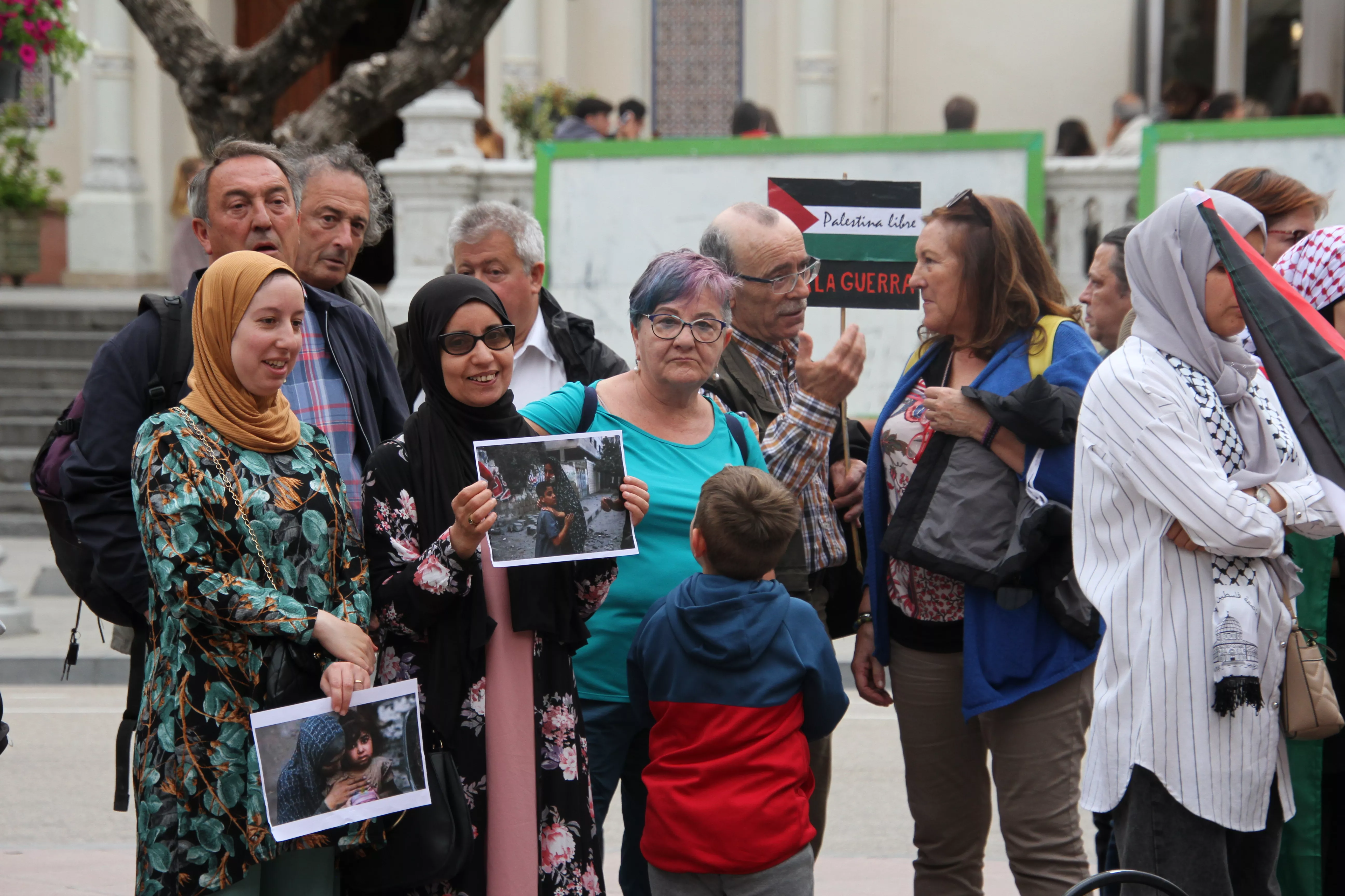 Manifestación en Huesca de apoyo a Palestina. Foto Carlos Neofato