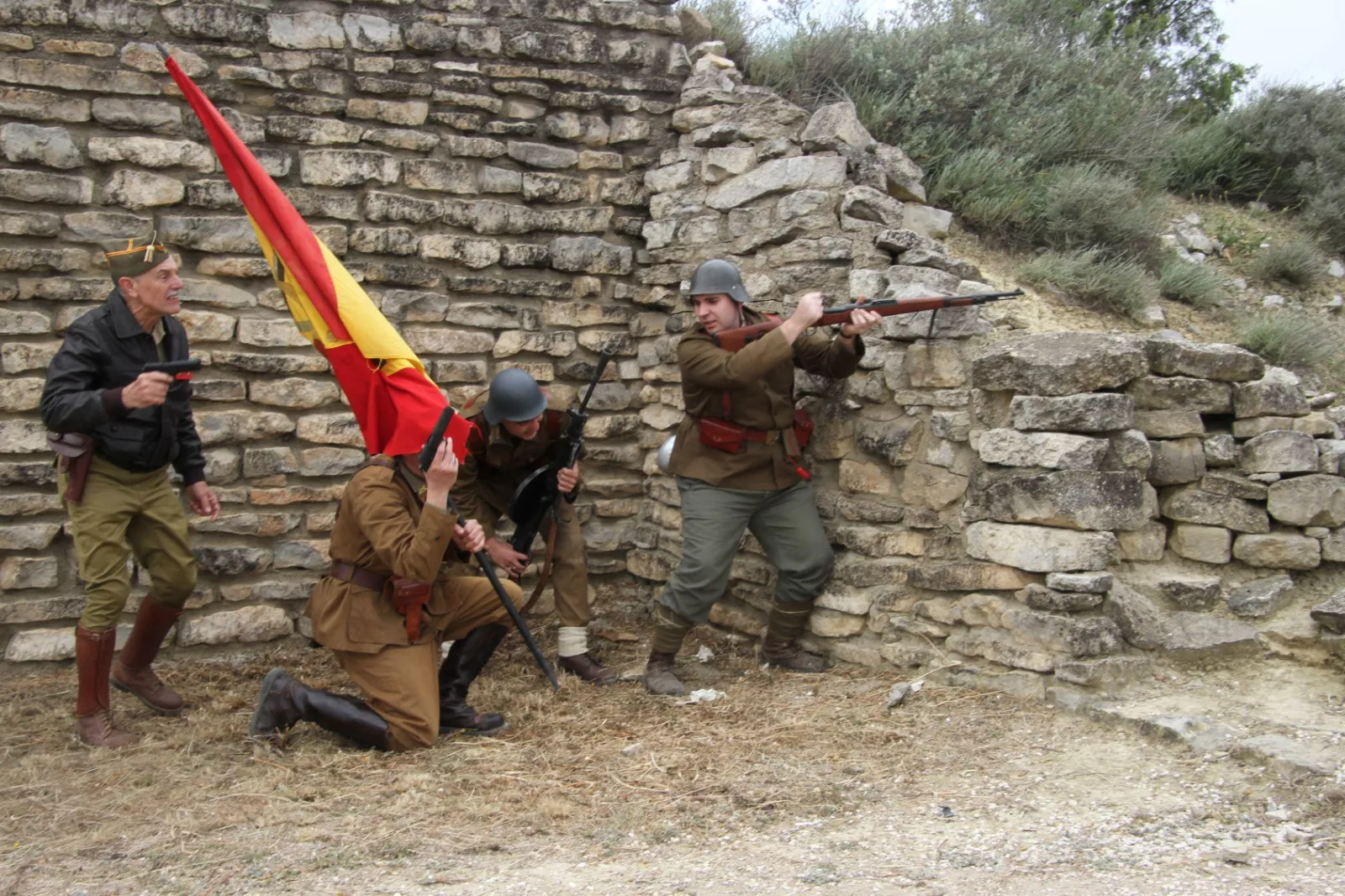 Sexta edición de la VI Trinchera Viviente de la Ruta Orwell en Alcubierre. Foto Carlos Neofato