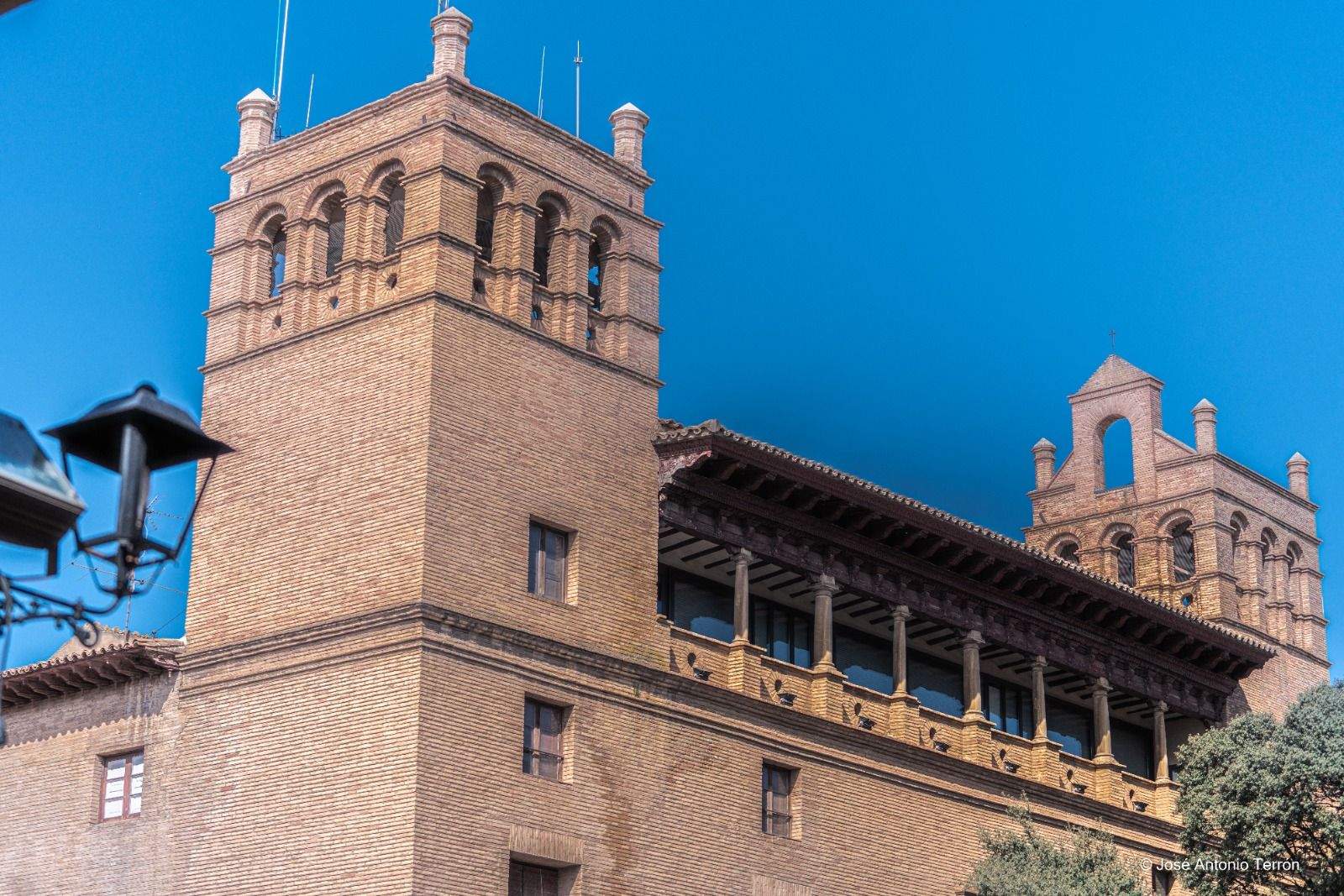Ayuntamiento de Huesca.