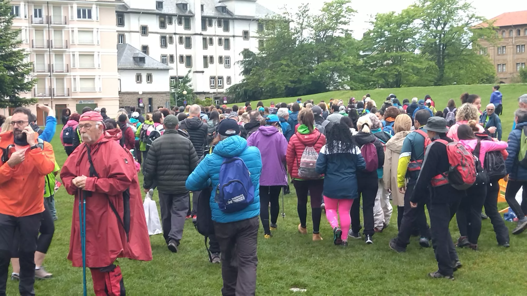 La Marcha de La Solana, todo un desafío por la lluvia y el granizo