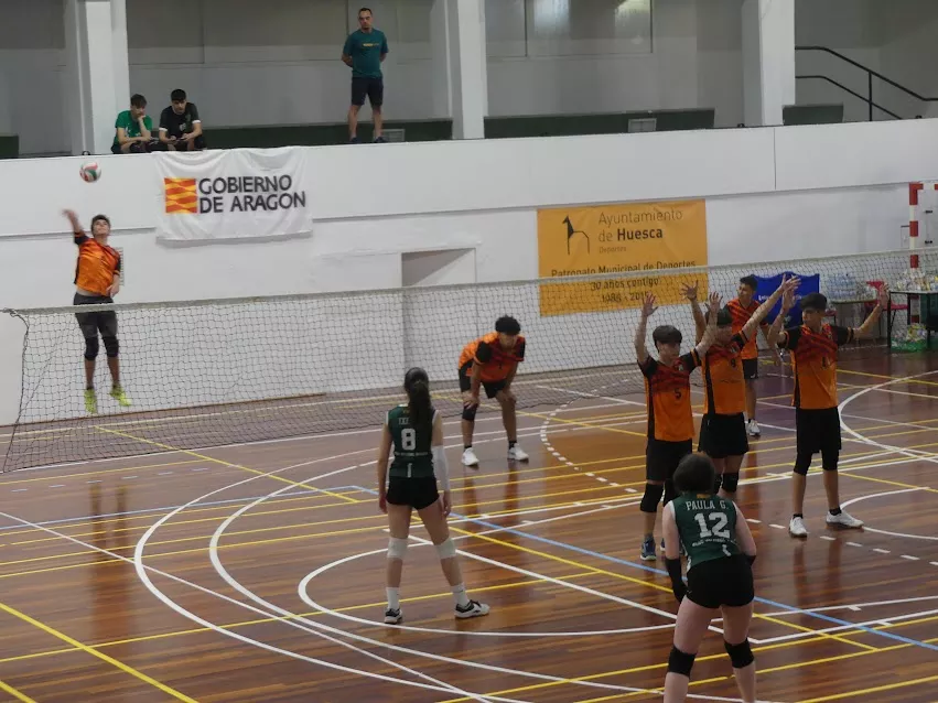 Imágenes del II Torneo de Voleibol Ciudad de Huesca