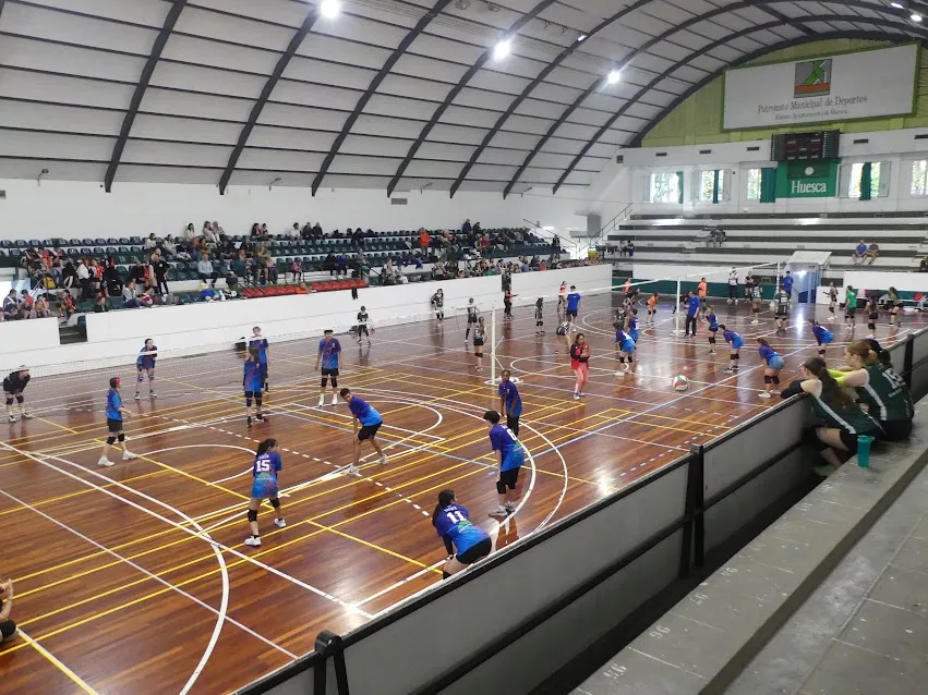 Imágenes del II Torneo de Voleibol Ciudad de Huesca