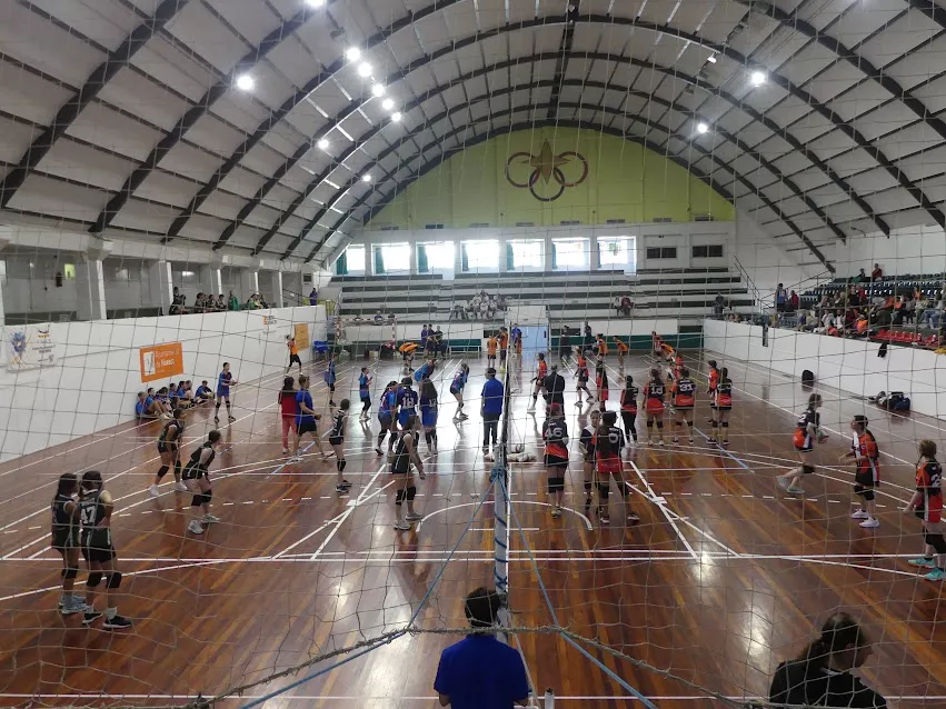 Imágenes del II Torneo de Voleibol Ciudad de Huesca