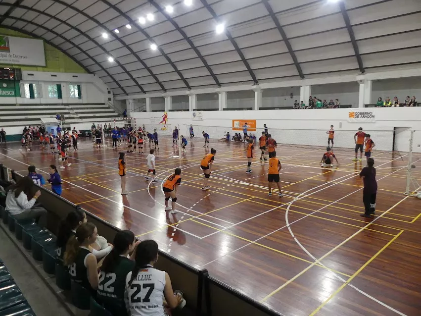Imágenes del II Torneo de Voleibol Ciudad de Huesca