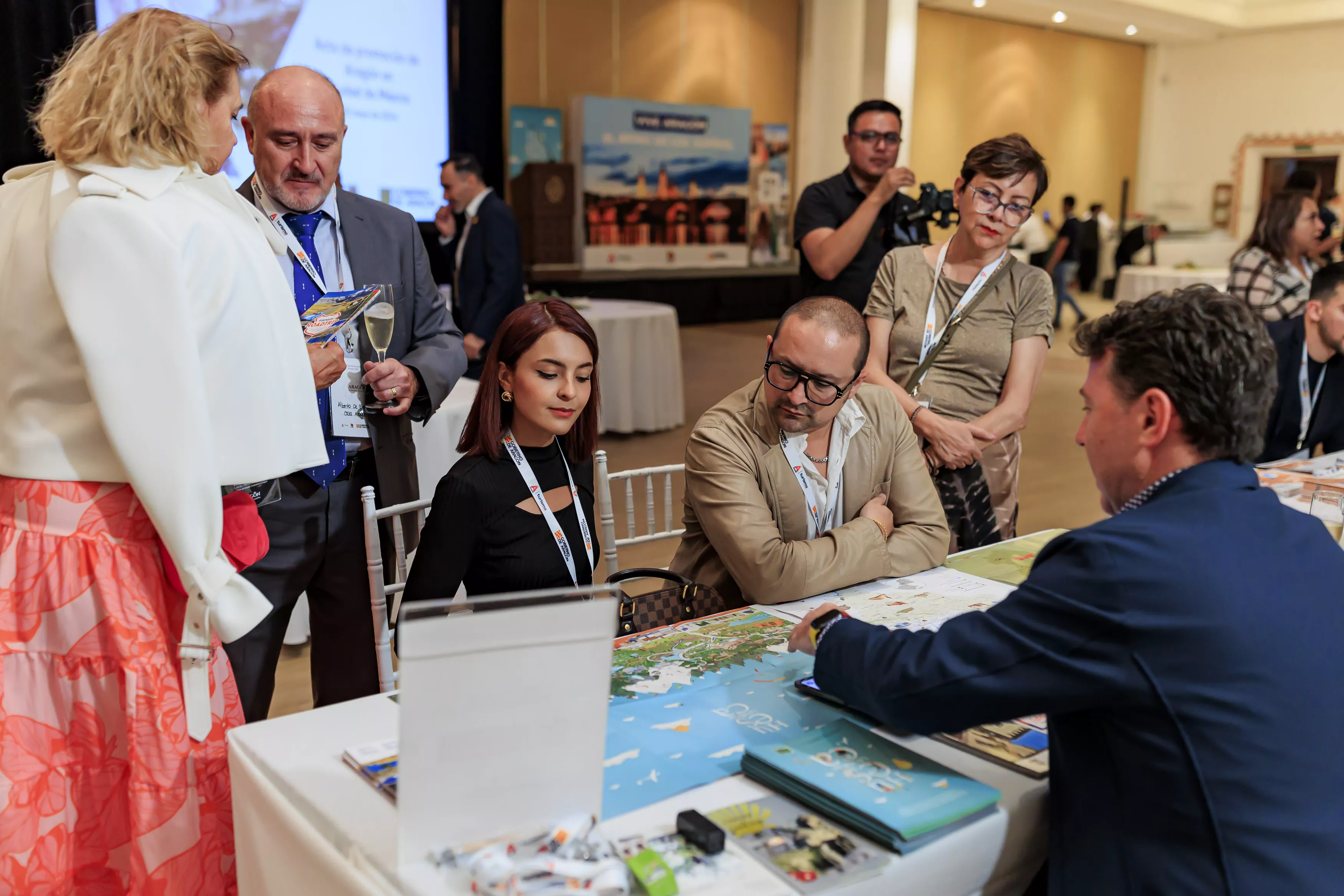 Promoción de Huesca la Magia en México.