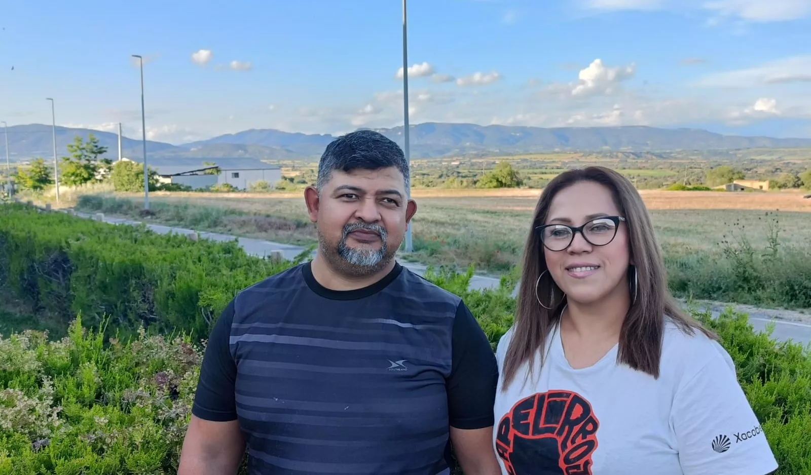 Royllam Alemán y Adela López, a cargo del Coffee Delicias en Angüés y Casbas.