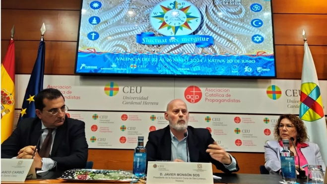 Javier Monsón durante su intervención en Valencia Javier Monsón durante su intervención en Valencia