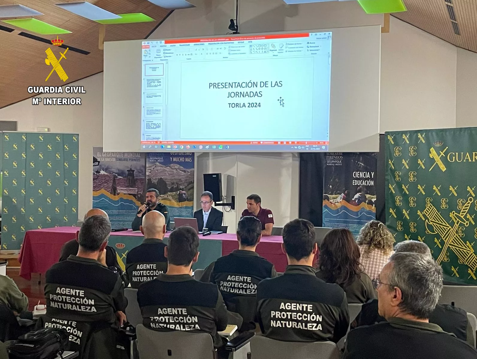 La Guardia Civil y la Fiscalía de Huesca colaboran en la lucha contra los incendios forestales. La Guardia Civil y la Fiscalía de Huesca colaboran en la lucha contra los incendios forestales.