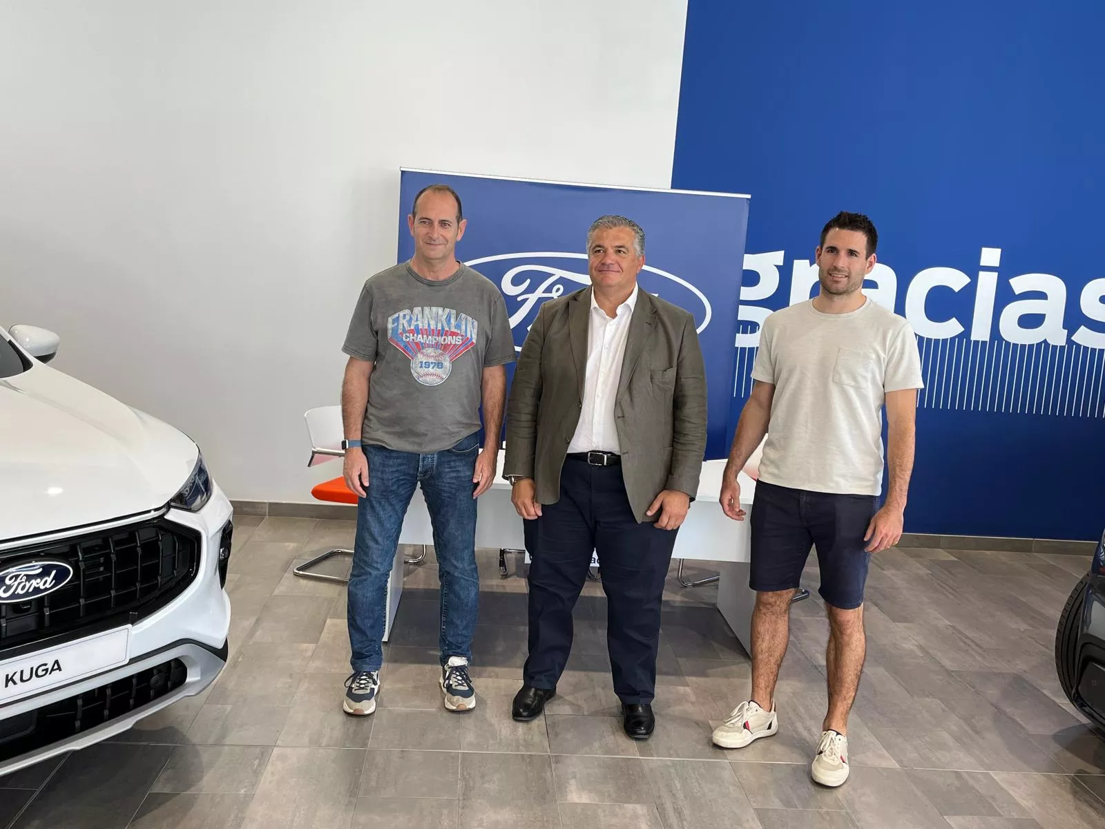 José Nolasco, Óscar Rodríguez y Adrià Pérez, en la presentación del Bada Huesca-Torrelavega. Foto: Adri Mora