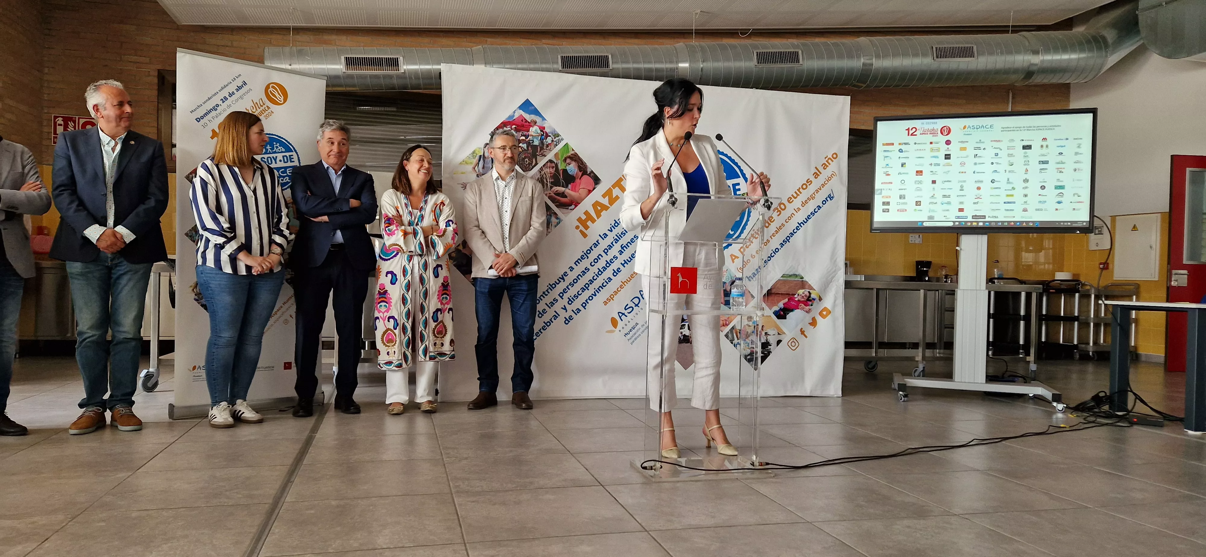 Acto de agradecimiento a los colaboradores de la 12ª Marcha Aspace Huesca. Foto Myriam Martínez