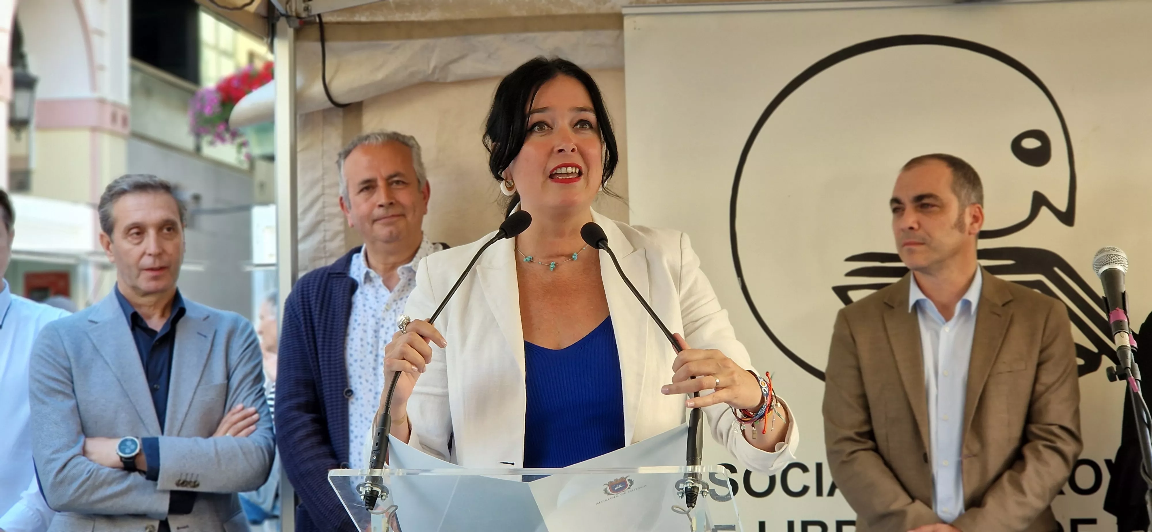 Lorena Orduna. Inauguración de la 40º Feria del Libro de Huesca. Foto Myriam Martínez