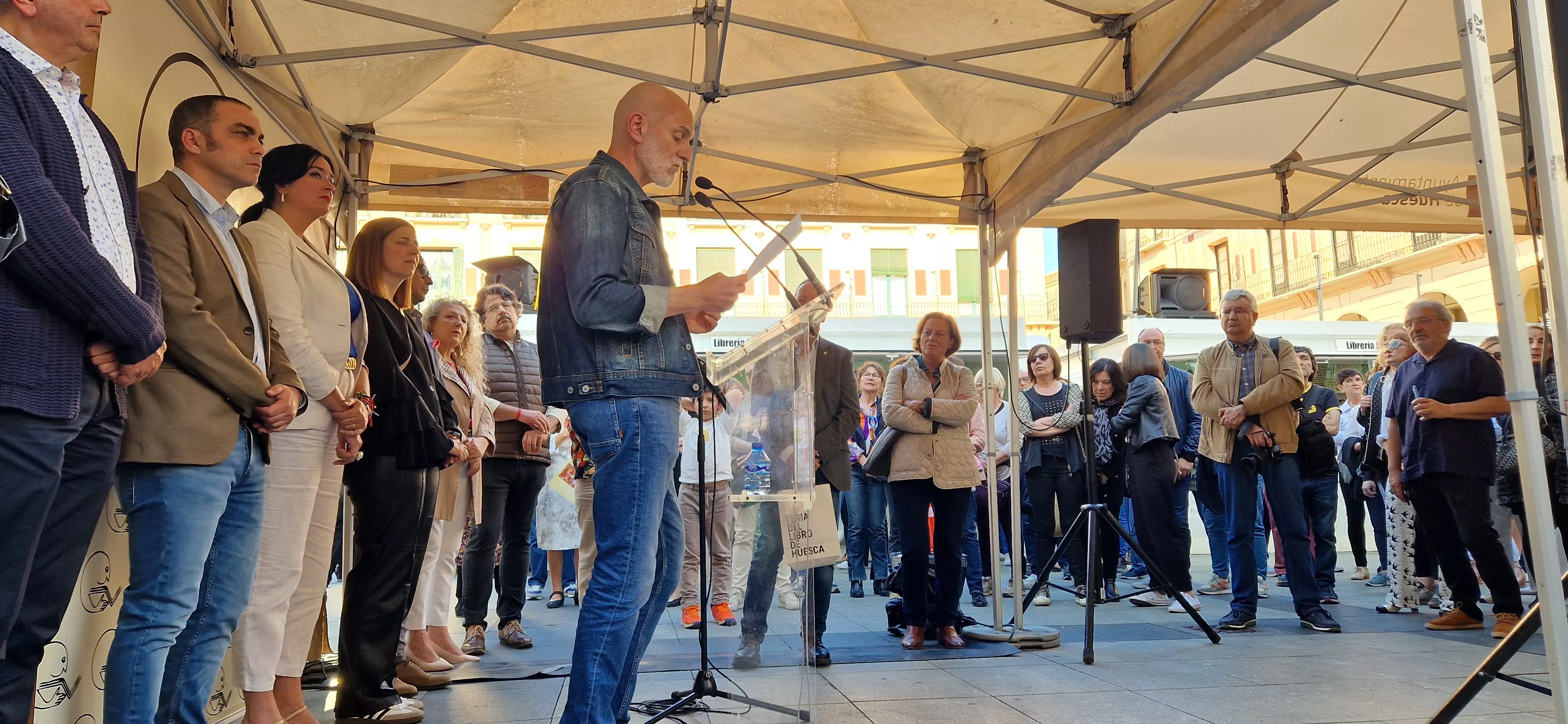 Alejandro Palomas. Inauguración de la 40º Feria del Libro de Huesca. Foto Myriam Martínez