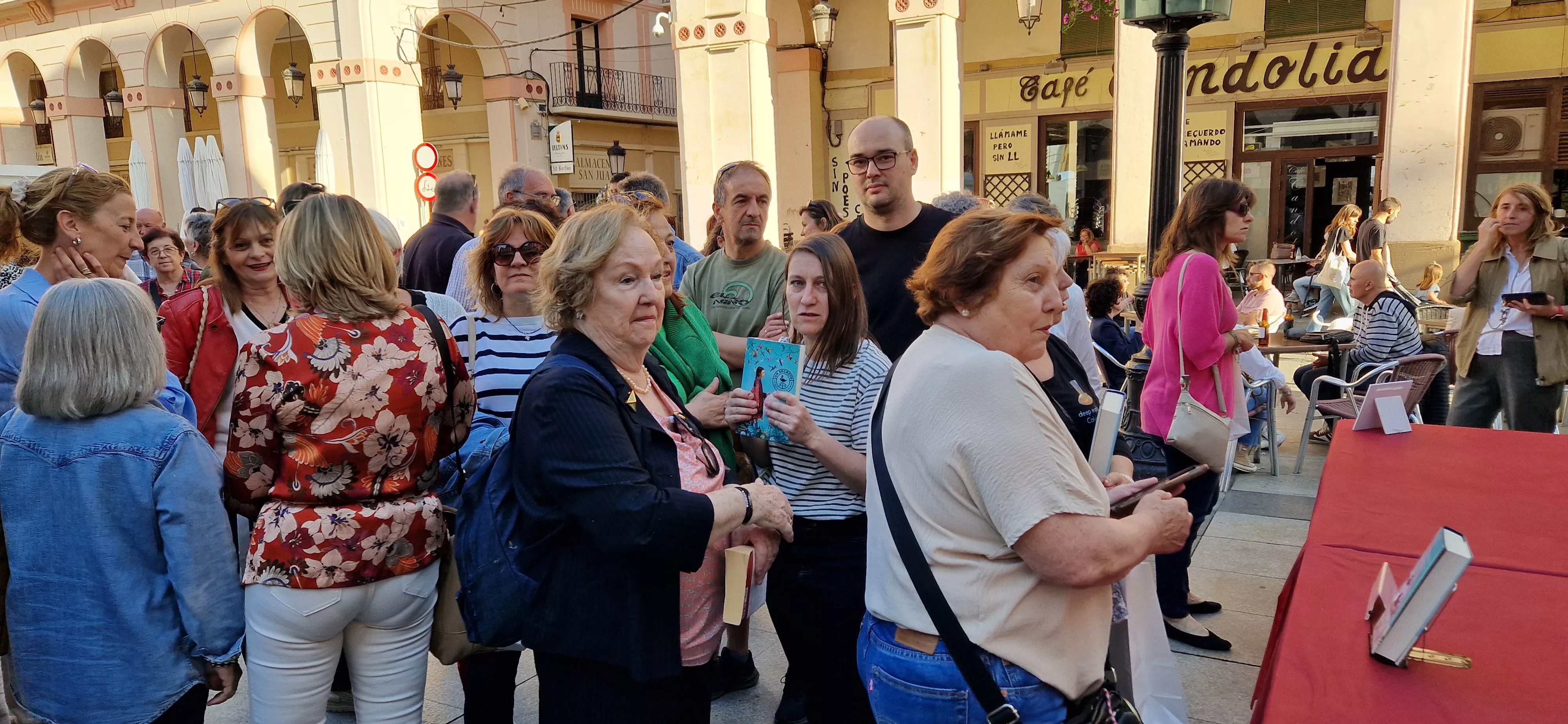 Inauguración de la 40º Feria del Libro de Huesca. Foto Myriam Martínez