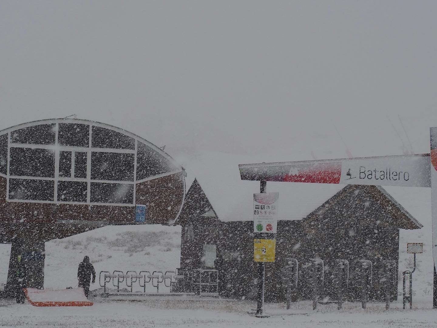 La nieve cae de forma abundante en Formigal