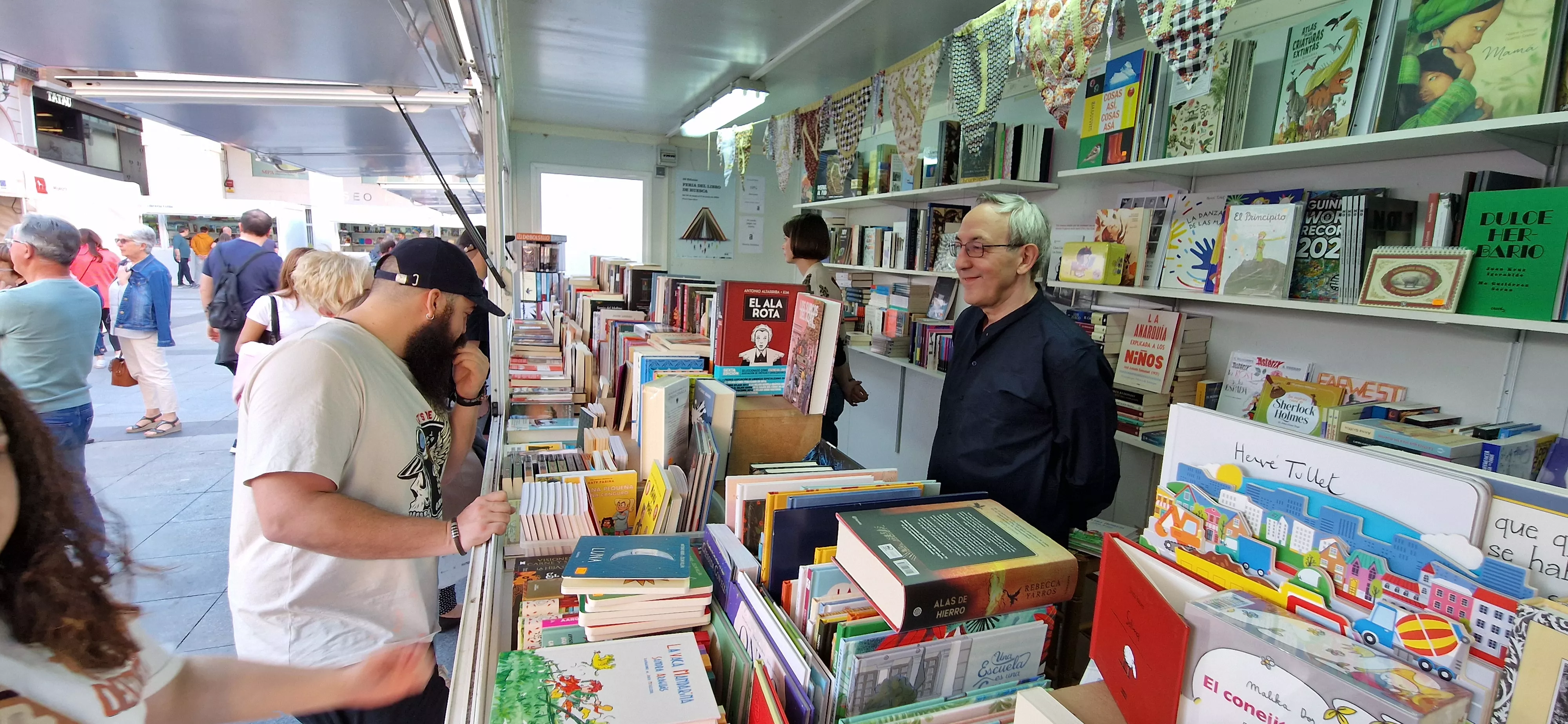 Inauguración de la 40º Feria del Libro de Huesca. Foto Myriam Martínez