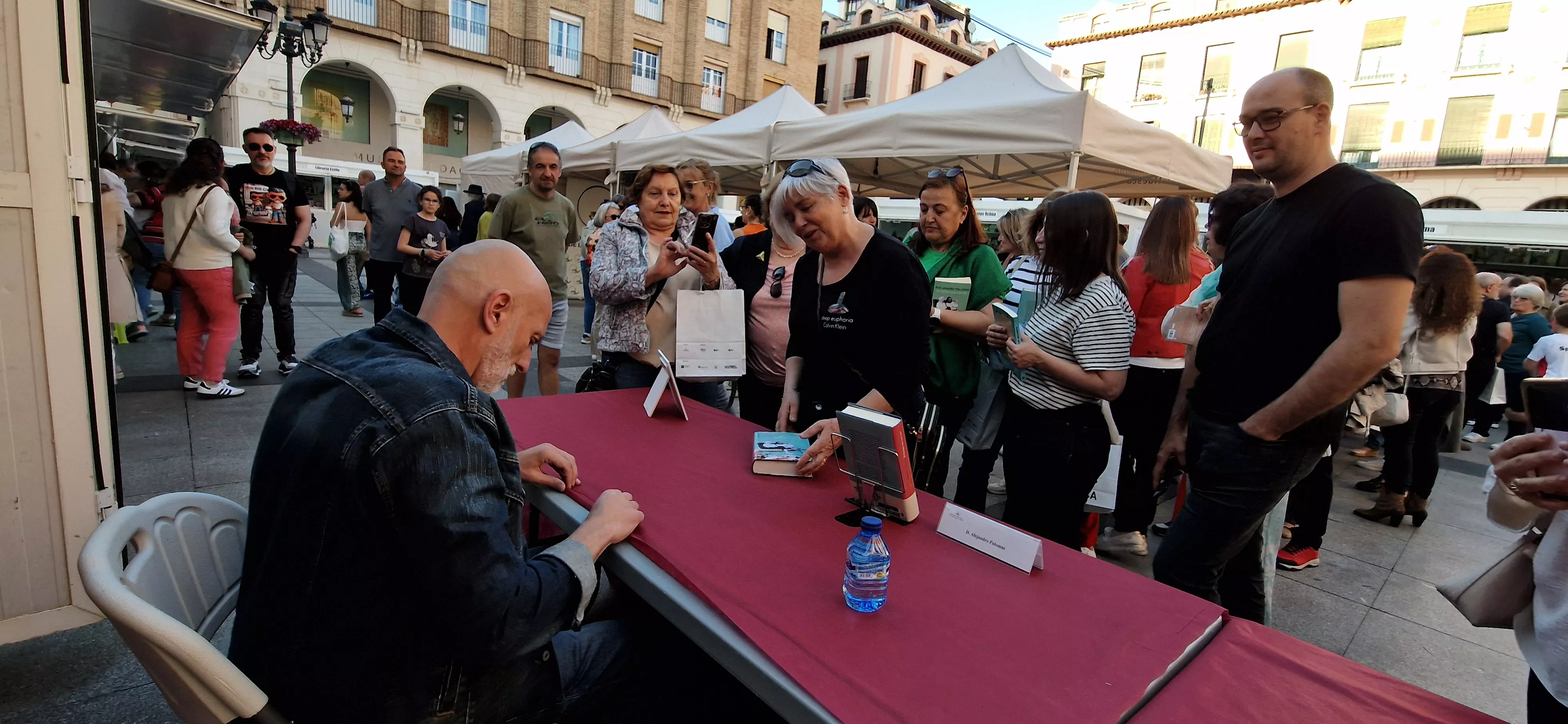 Inauguración de la 40º Feria del Libro de Huesca. Foto Myriam Martínez