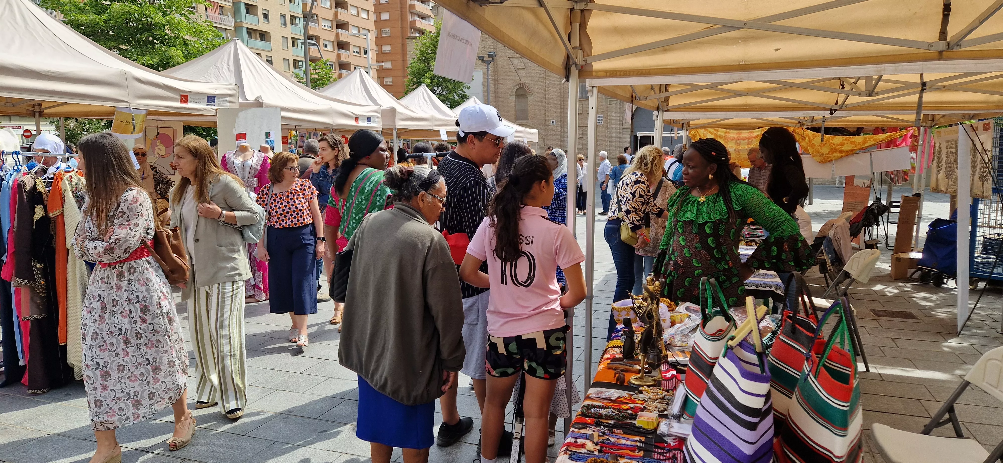 Celebración del Día de África en Huesca. Foto Myriam Martínez Celebración del Día de África en Huesca. Foto Myriam Martínez