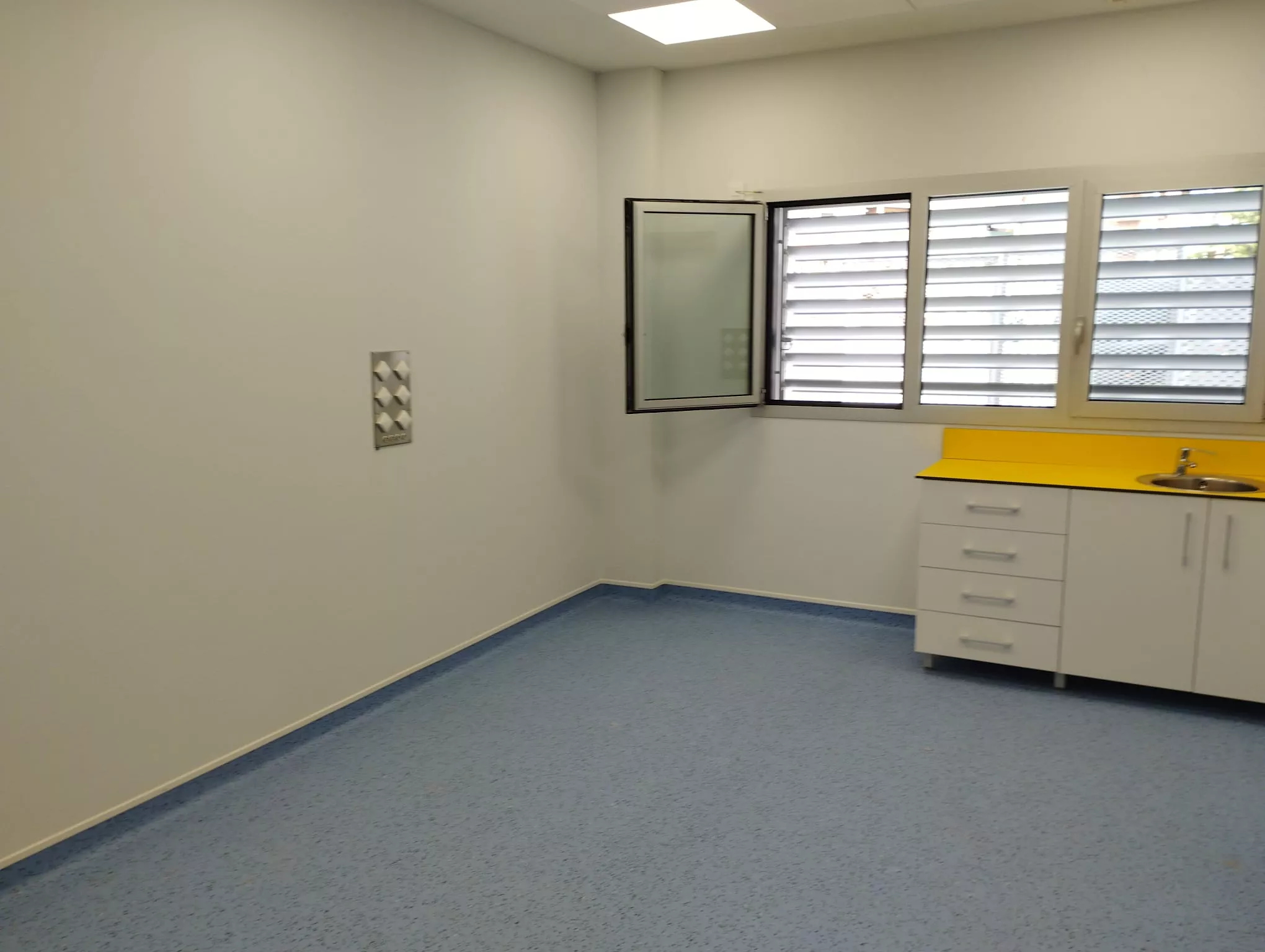 Instalaciones del nuevo centro de salud de Barbastro.