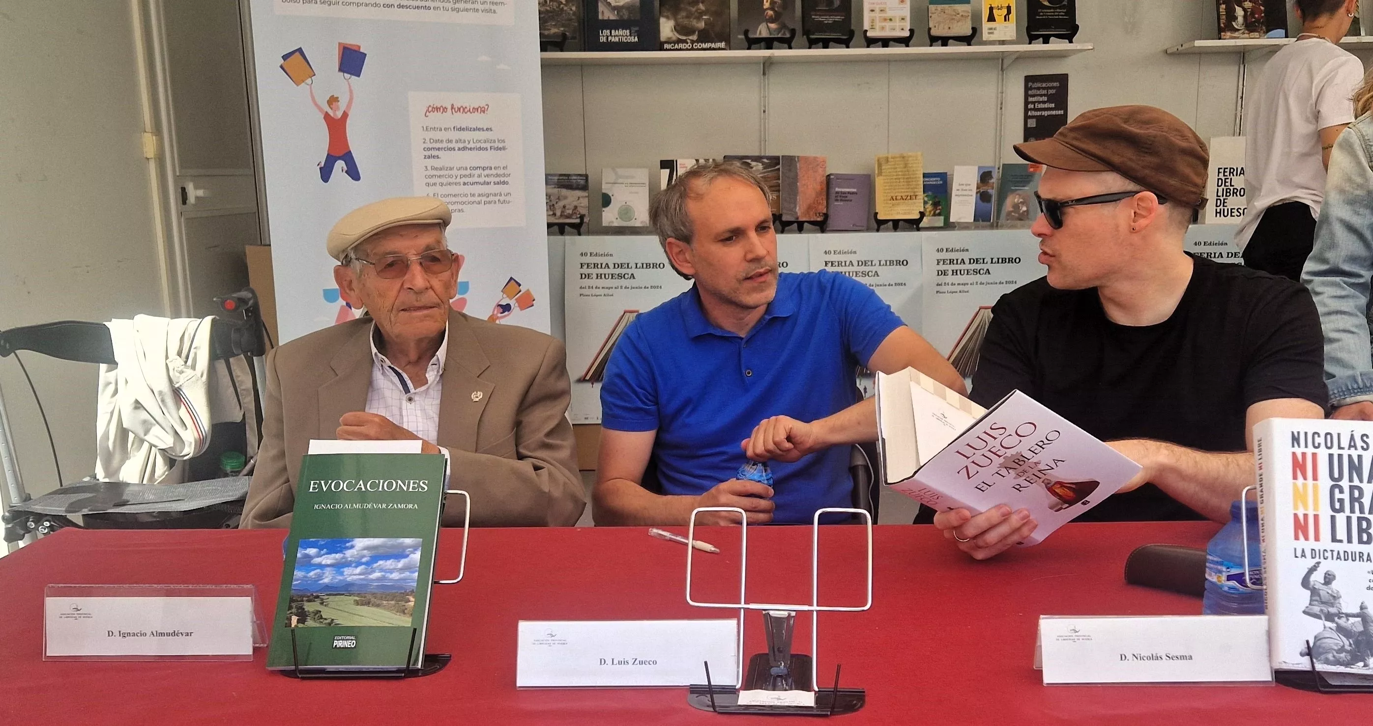 Sábado 25 de mayo en la Feria del Libro de Huesca. Foto Myriam Martínez