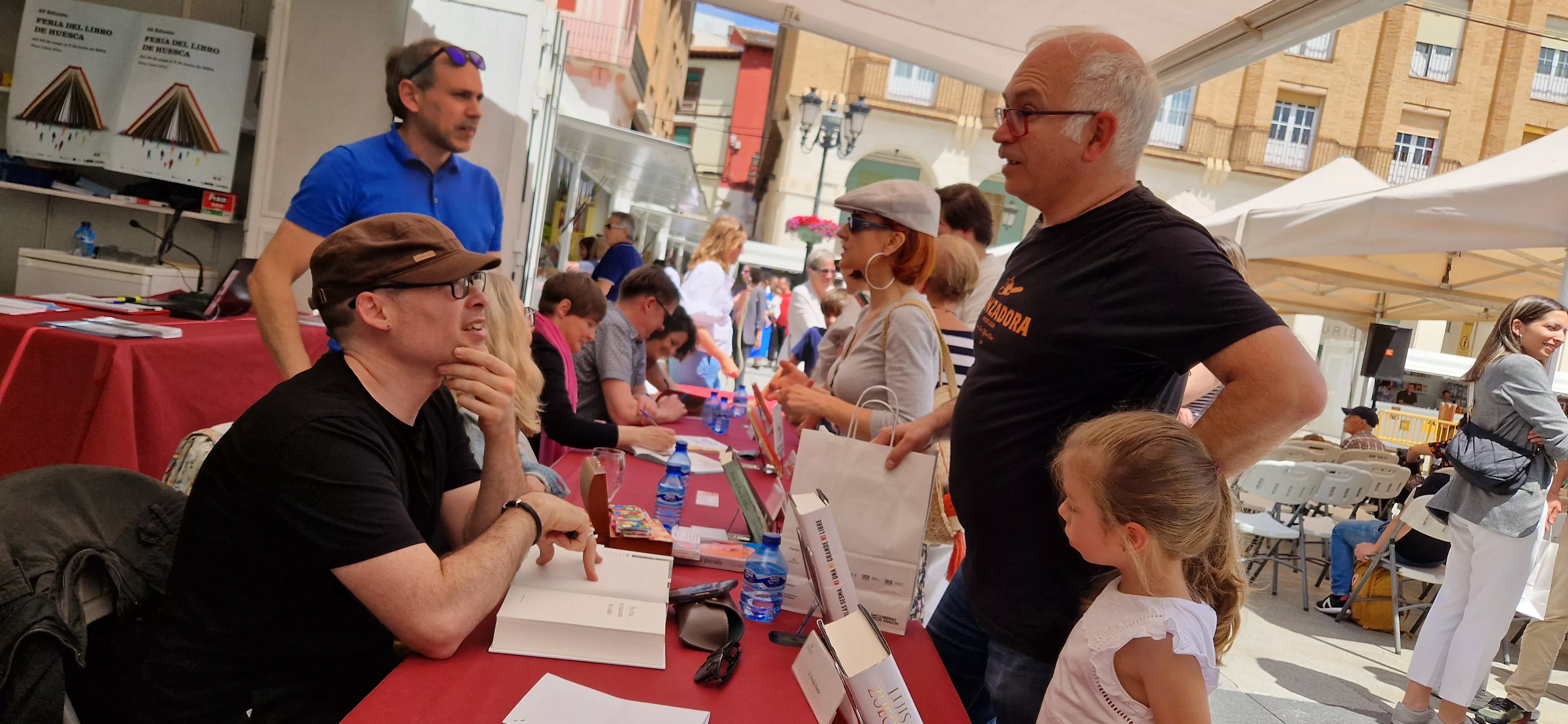 Sábado 25 de mayo en la Feria del Libro de Huesca Sábado 25 de mayo en la Feria del Libro de Huesca