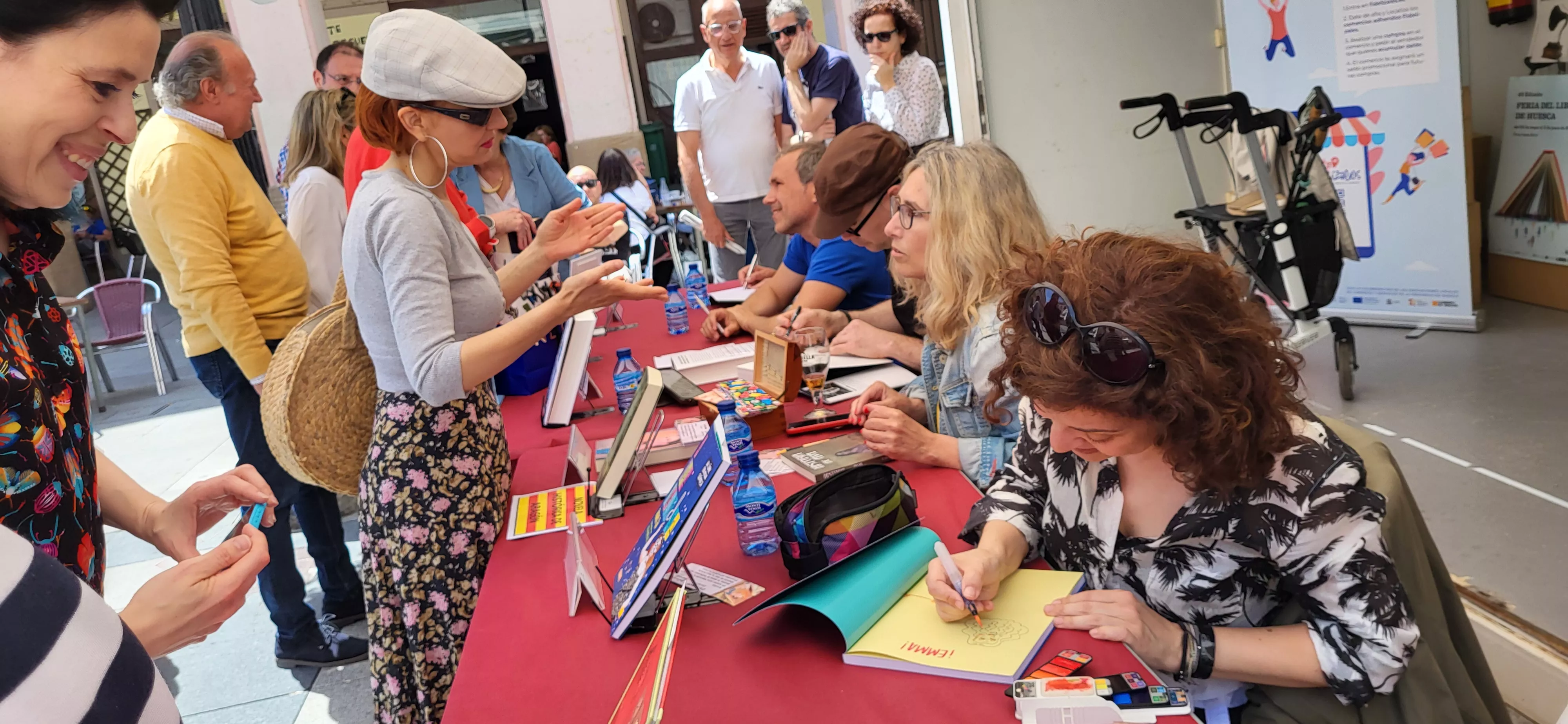 Sábado 25 de mayo en la Feria del Libro de Huesca.