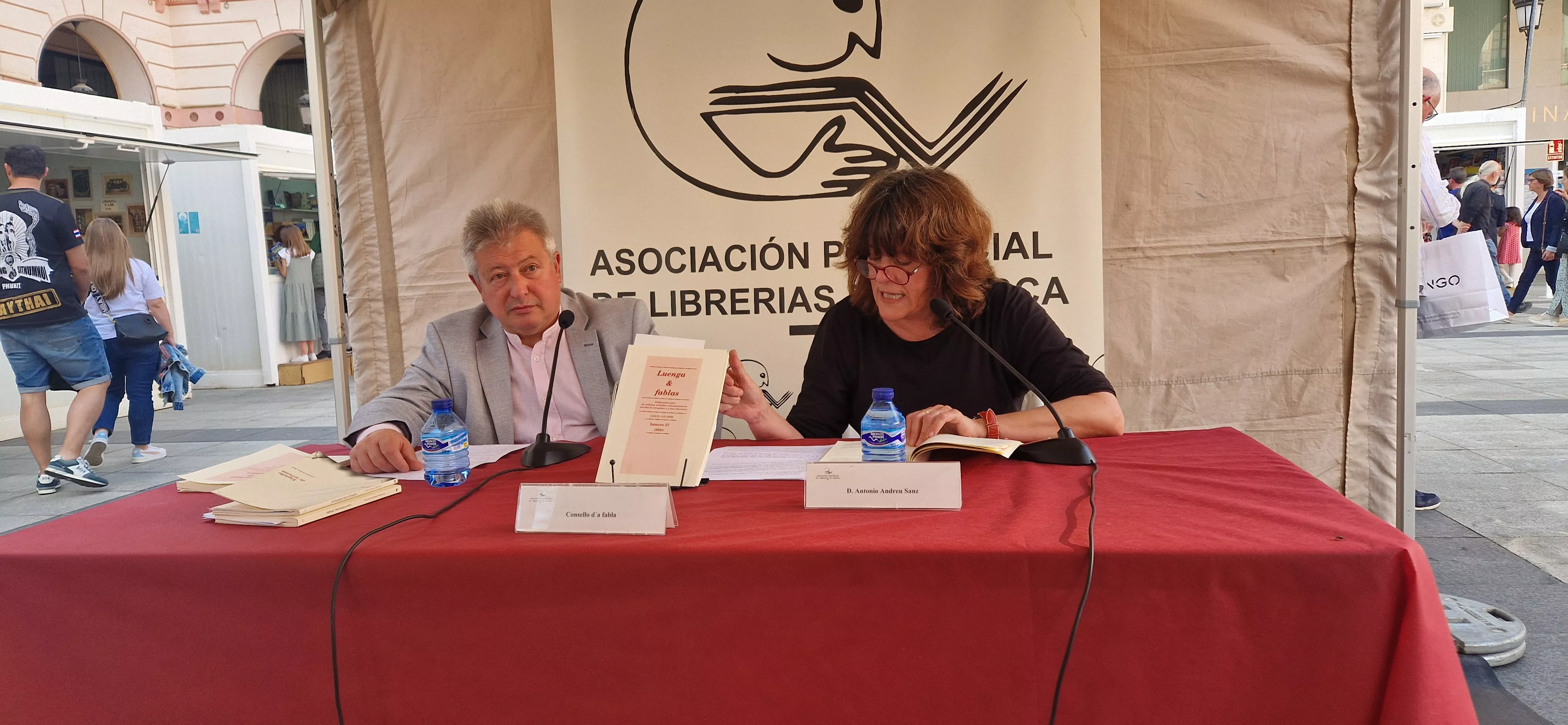 Presentación de “Lenguas & fablas 27”. Foto Myriam Martínez