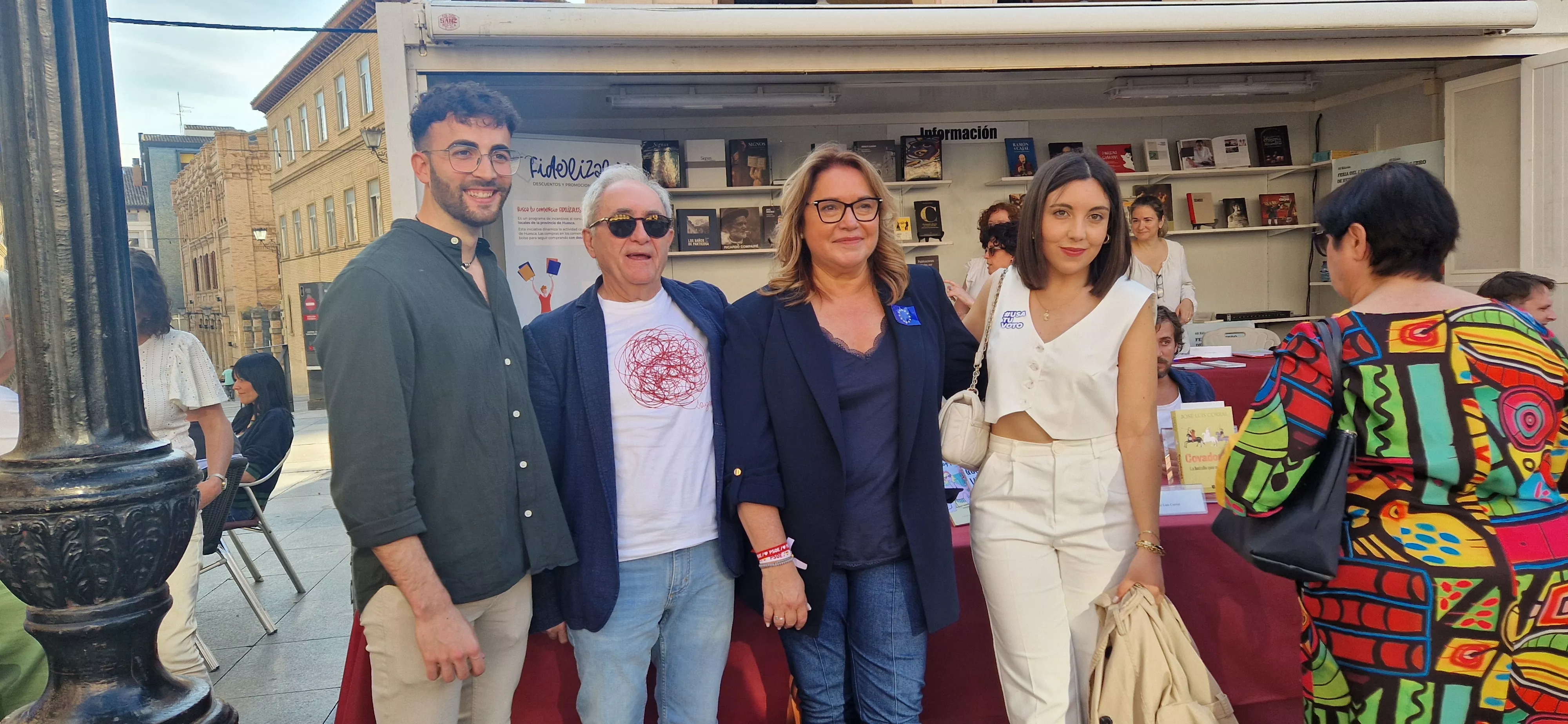 Adolfo Cajal ha participado en la Feria del Libro de Huesca. Foto Myriam Martínez