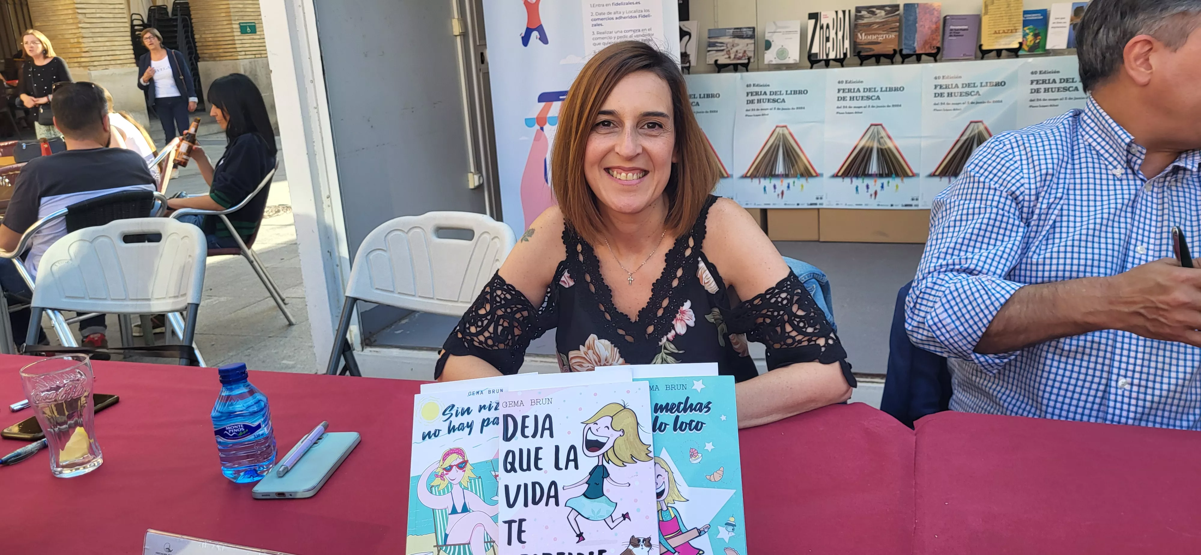 Gema Brun con su trilogía "Diario de una despeinada". Foto Mercedes Manterola