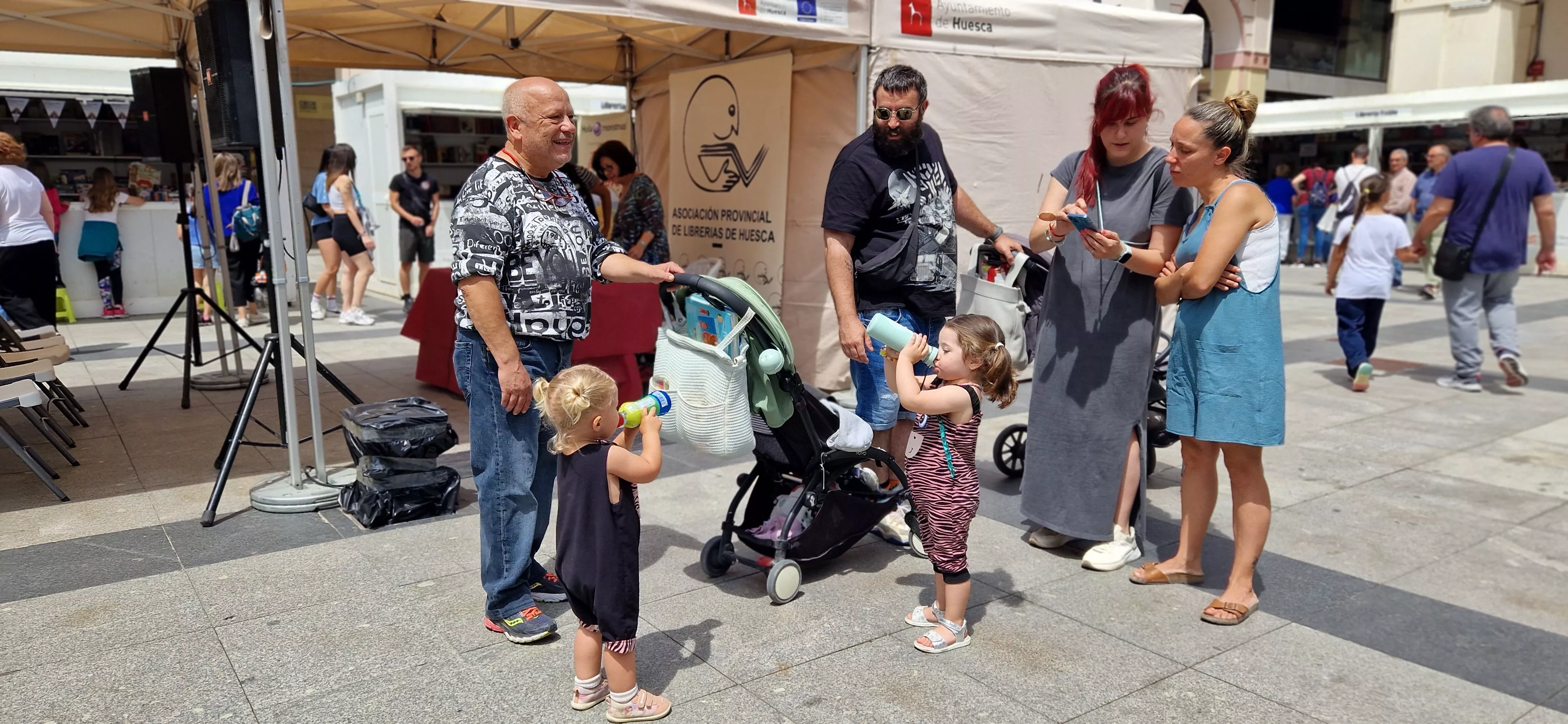 Mucho calor en la feria, en algunos momentos de la mañana. Foto Myriam Martínez