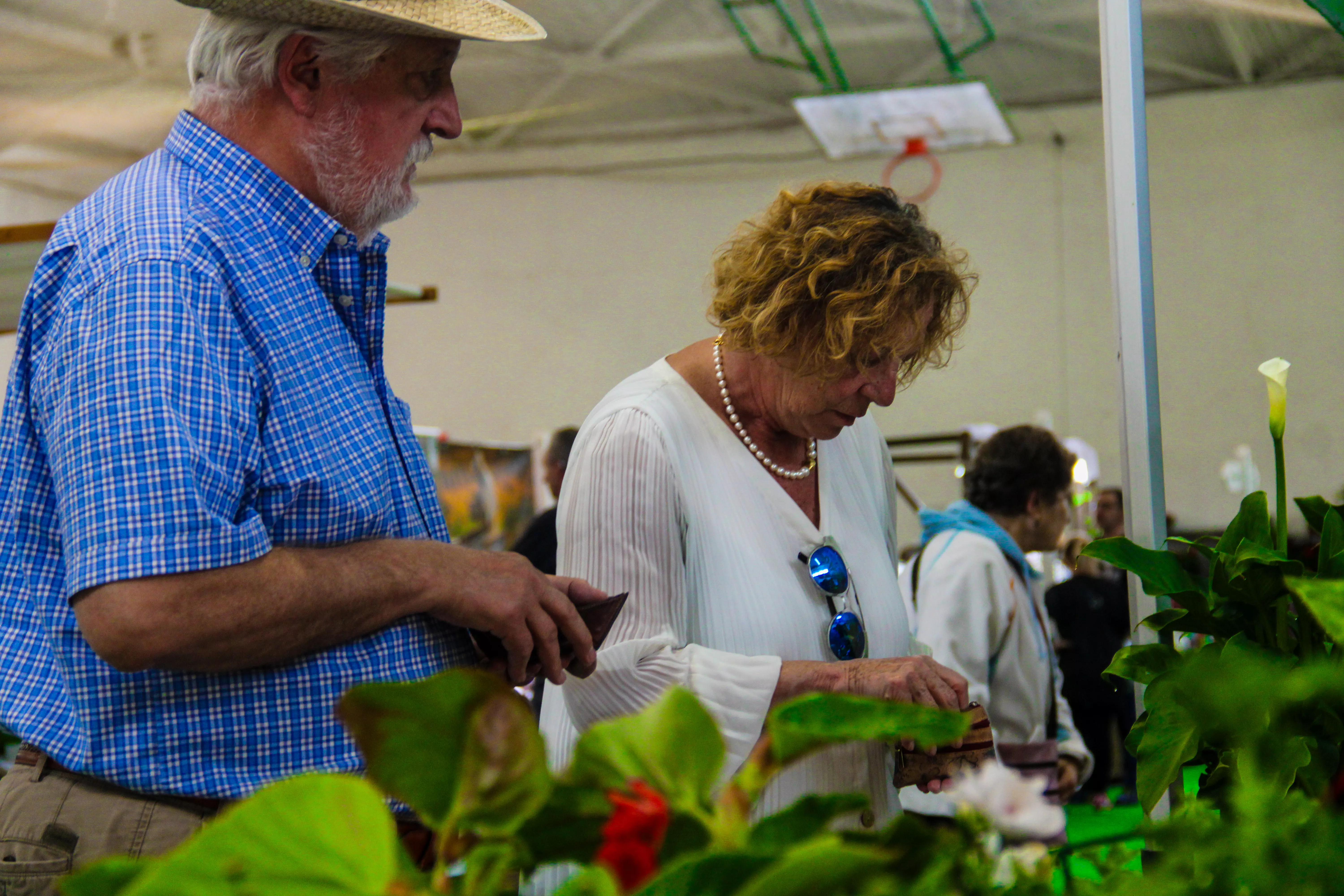 Público en la Feria de la Primavera de Biescas. Foto J. Molino Guisado