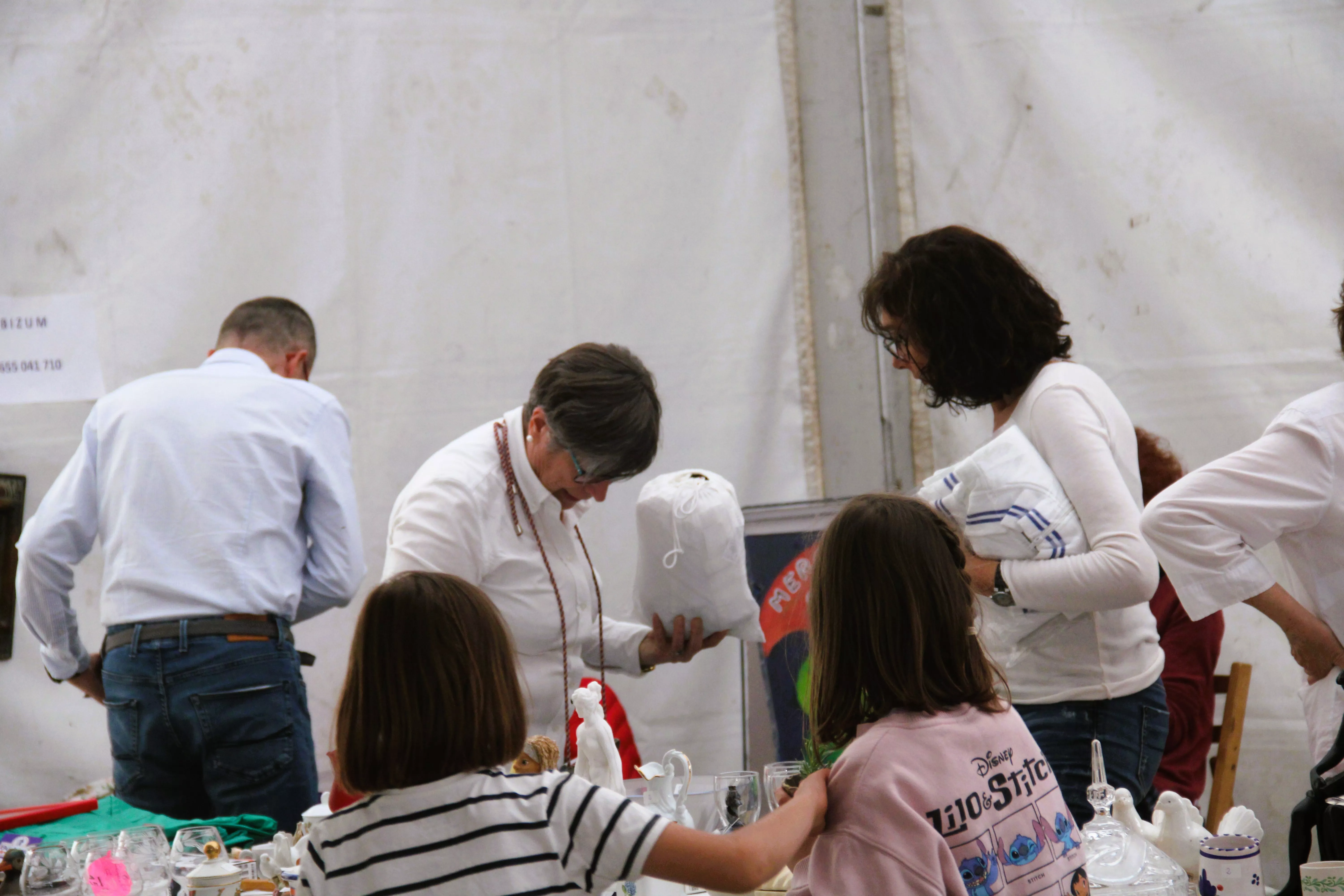 Público en la Feria de la Primavera de Biescas. Foto J. Molino Guisado