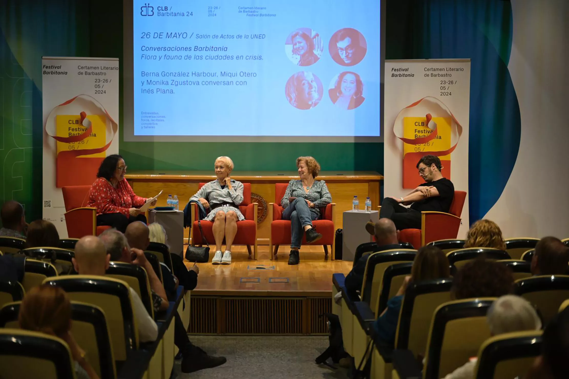 Mesa redonda dirigida por Inés Plana en Barbitania