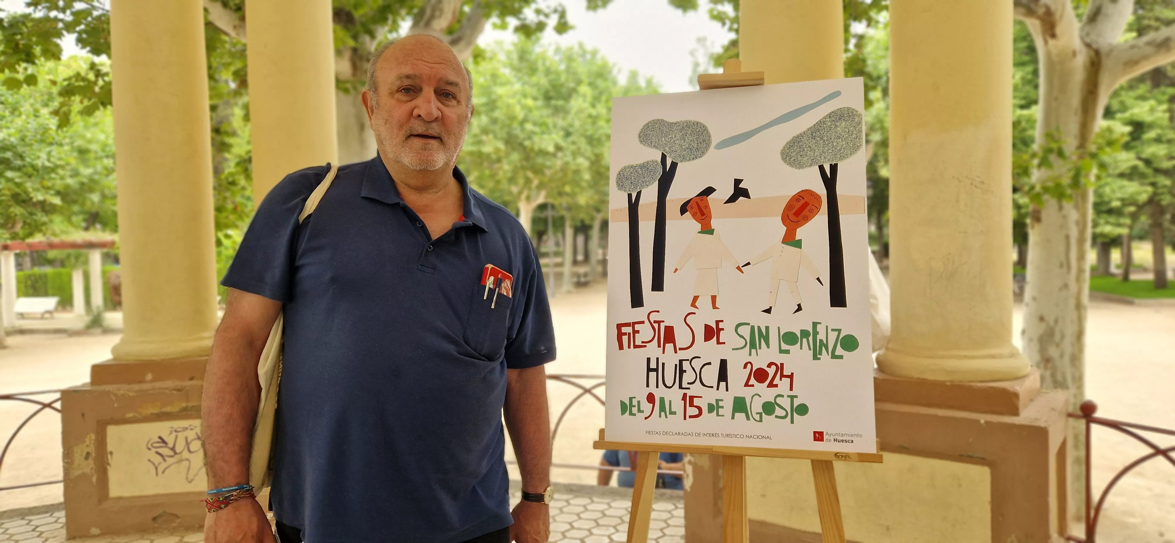 Antonio Santos es el autor del cartel de las fiestas de San Lorenzo 2024. Foto Myriam Martínez